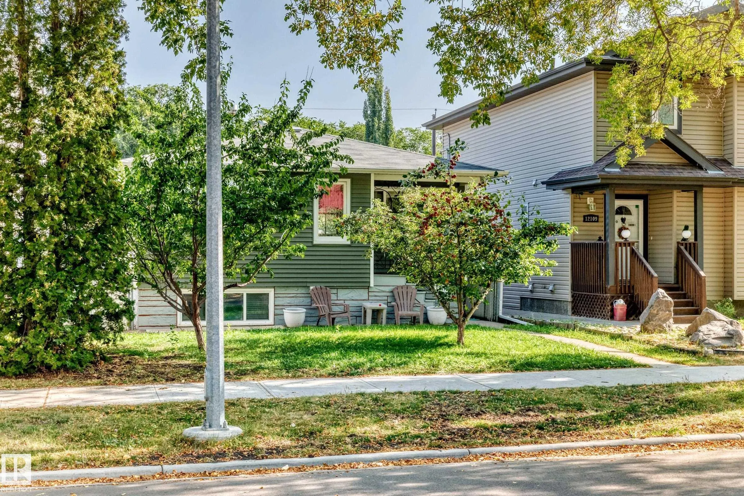 12111 92 Street