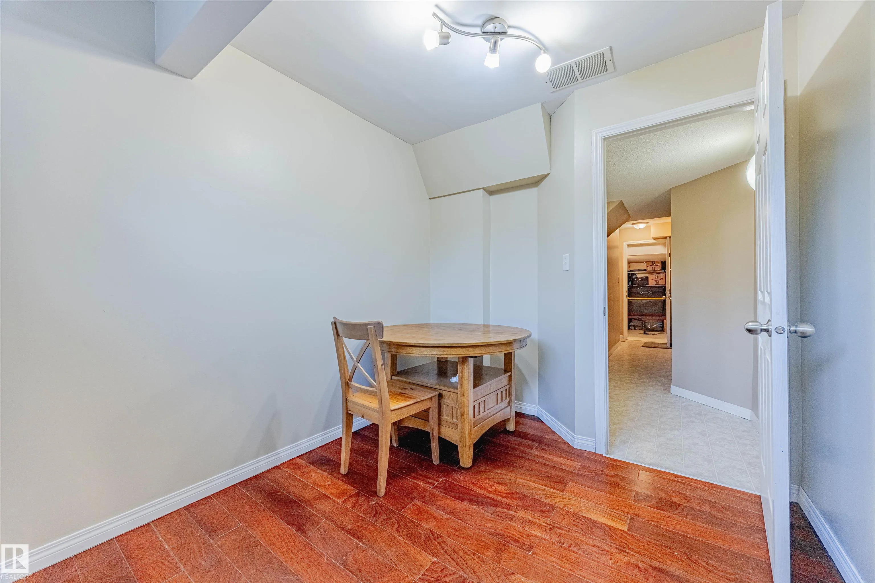 178 BRIDGEPORT Boulevard