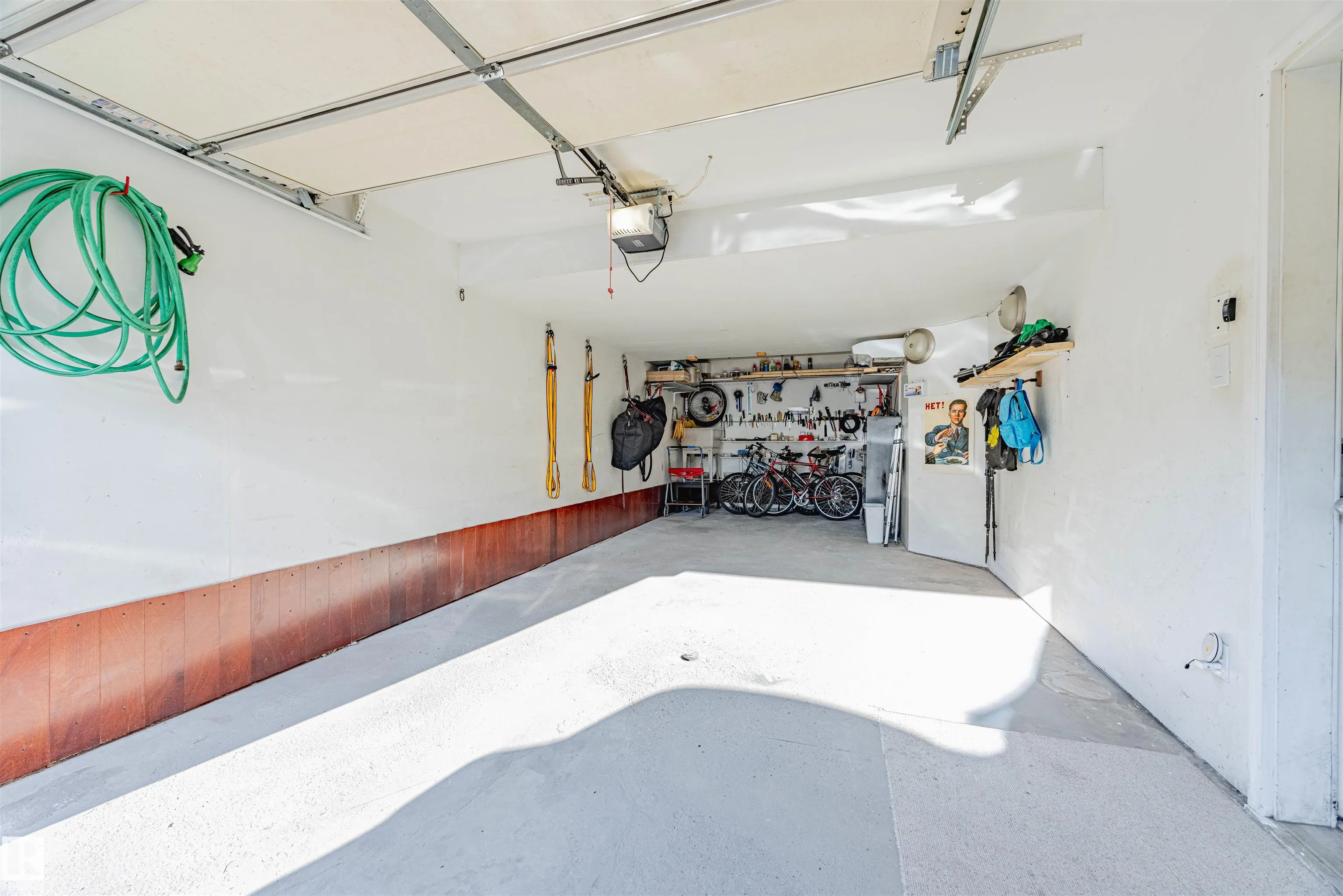 178 BRIDGEPORT Boulevard