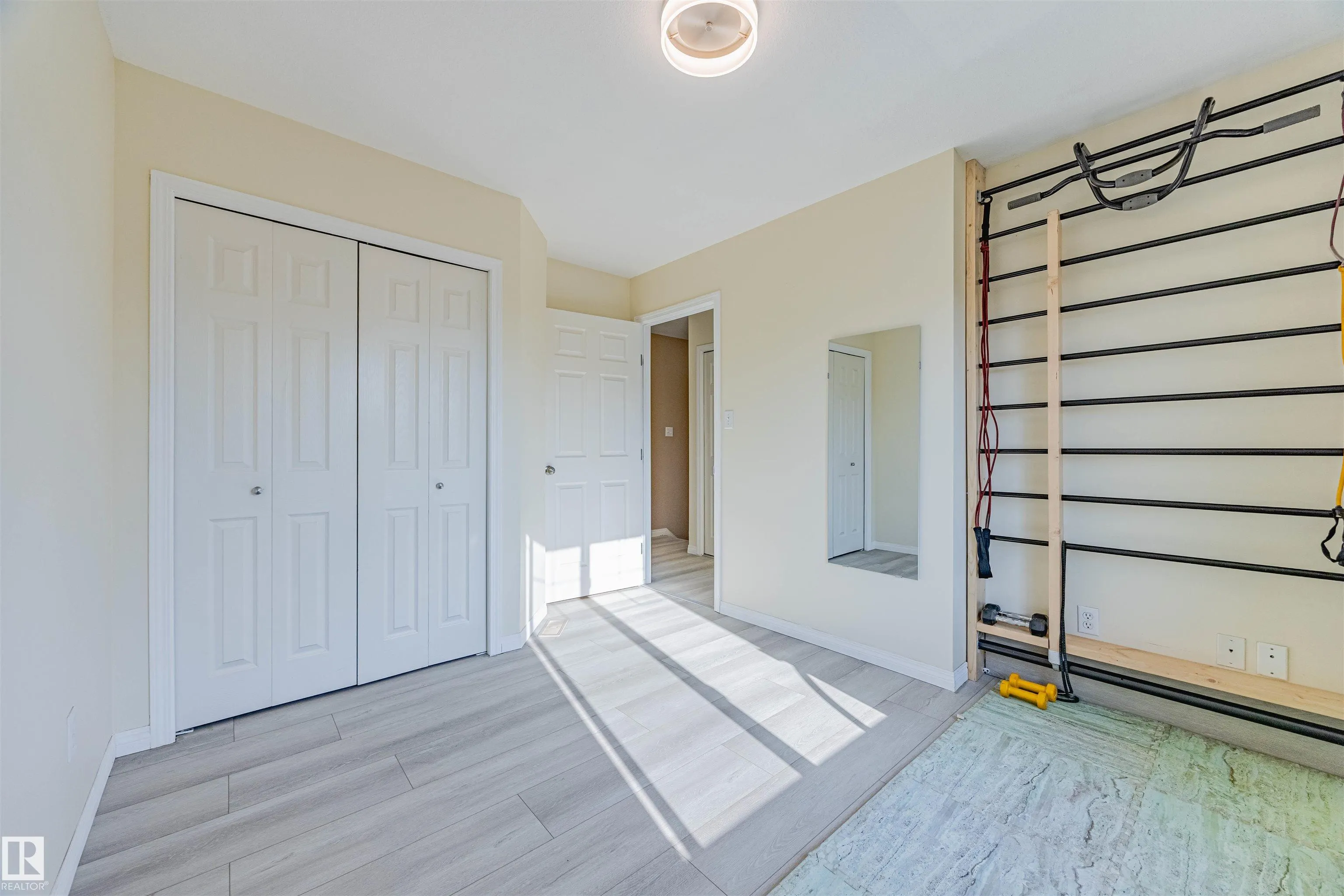 178 BRIDGEPORT Boulevard