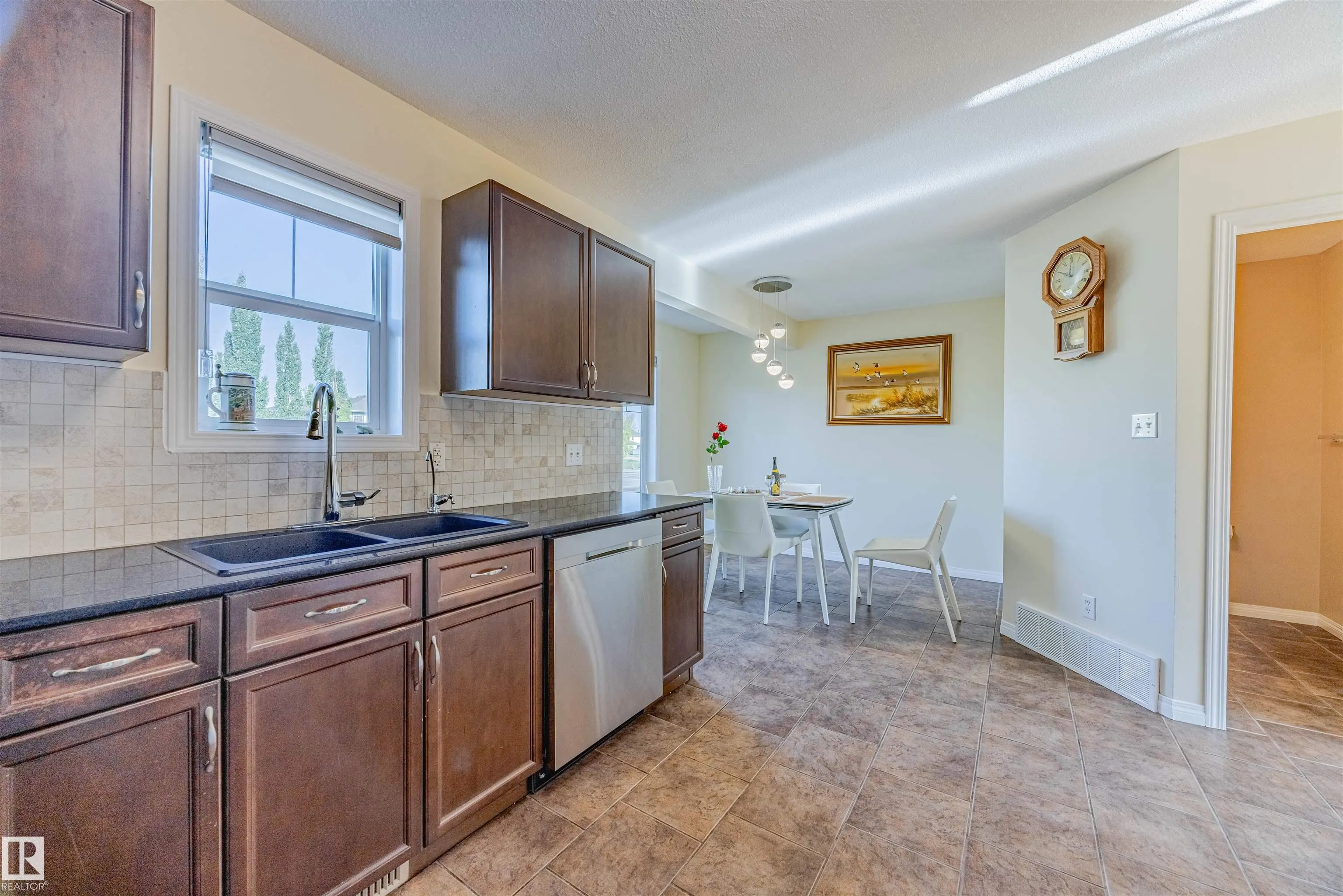 178 BRIDGEPORT Boulevard