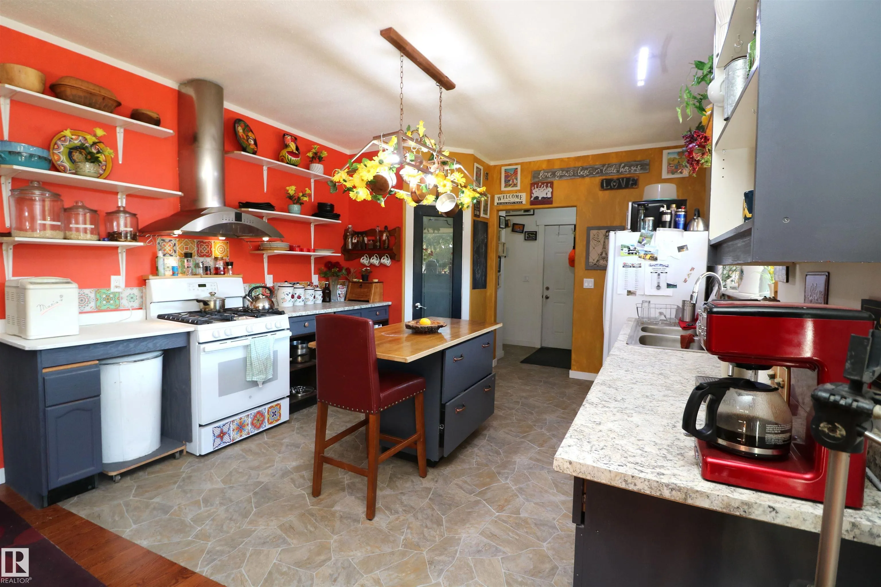 207, 55108 RGE ROAD 15