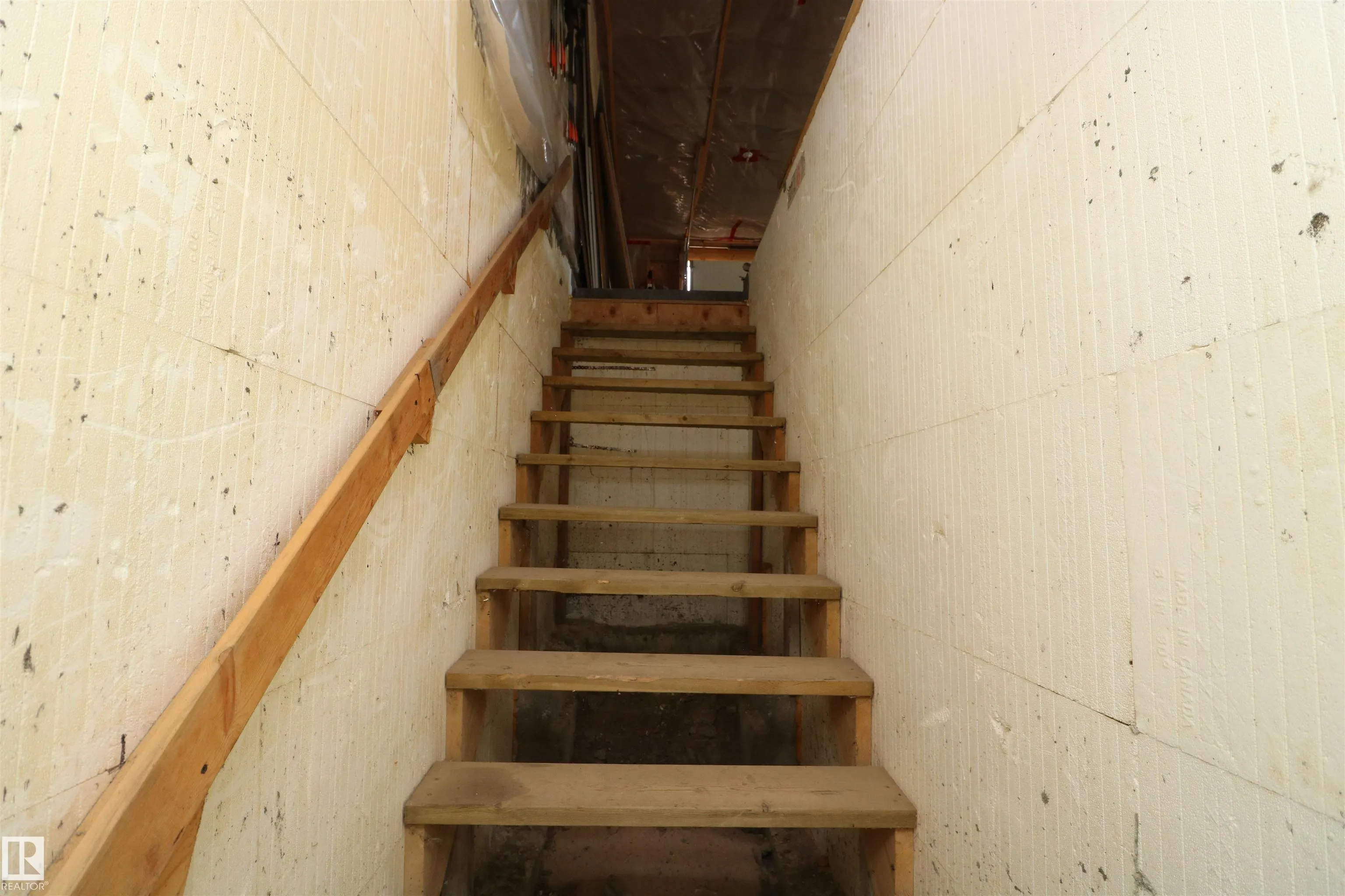 207, 55108 RGE ROAD 15