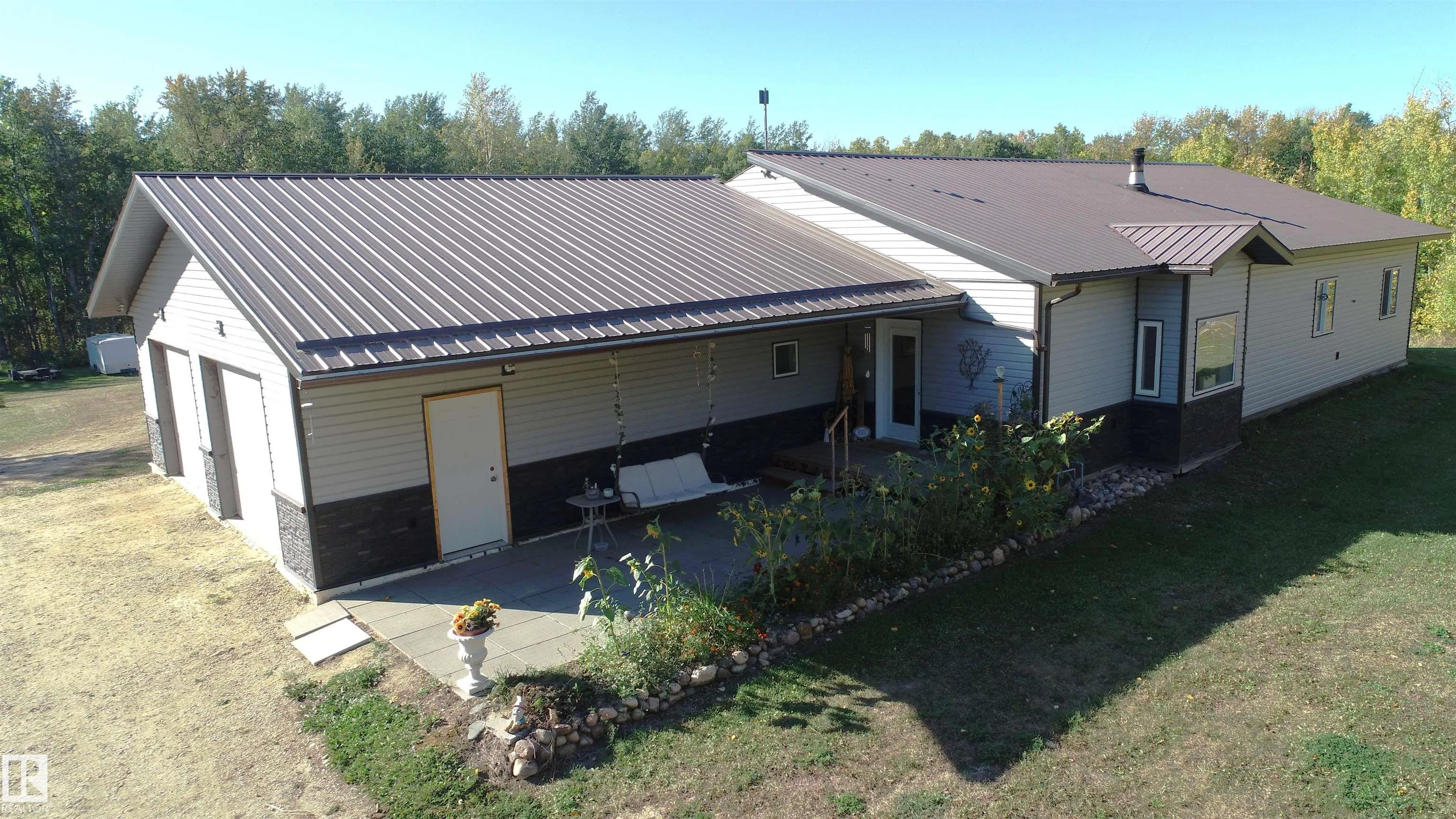 207, 55108 RGE ROAD 15