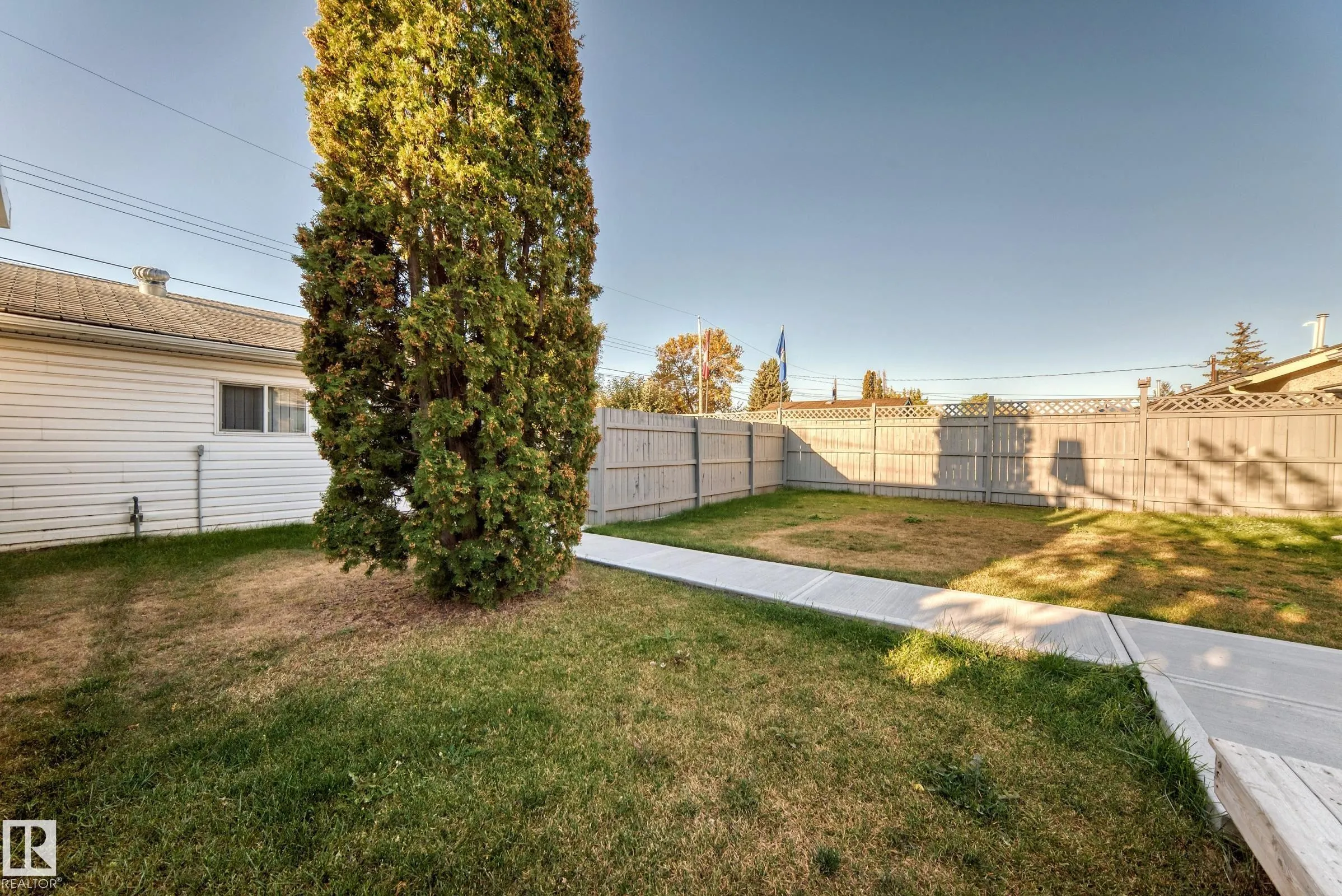 8811 130A Avenue