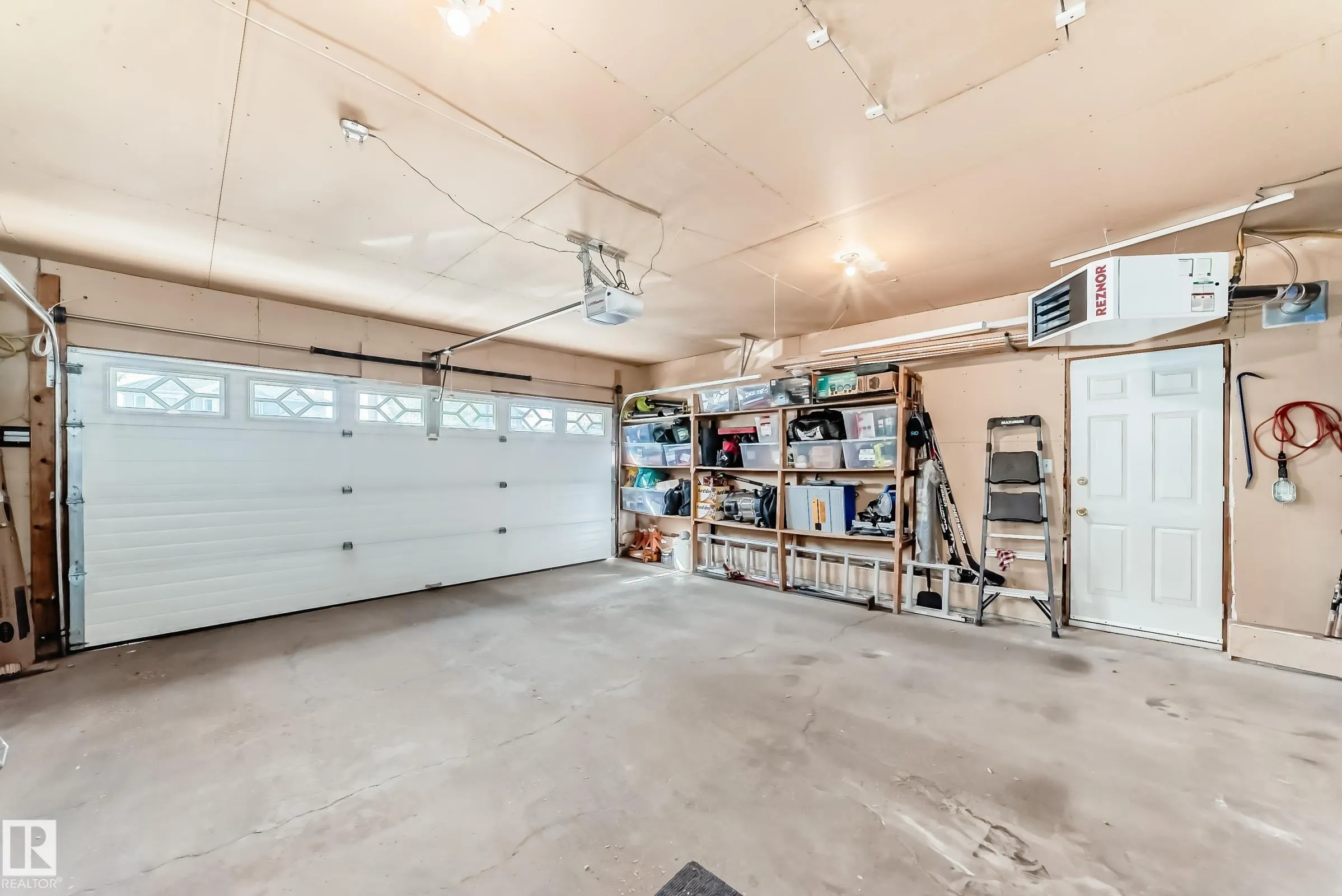 288 ORMSBY Road