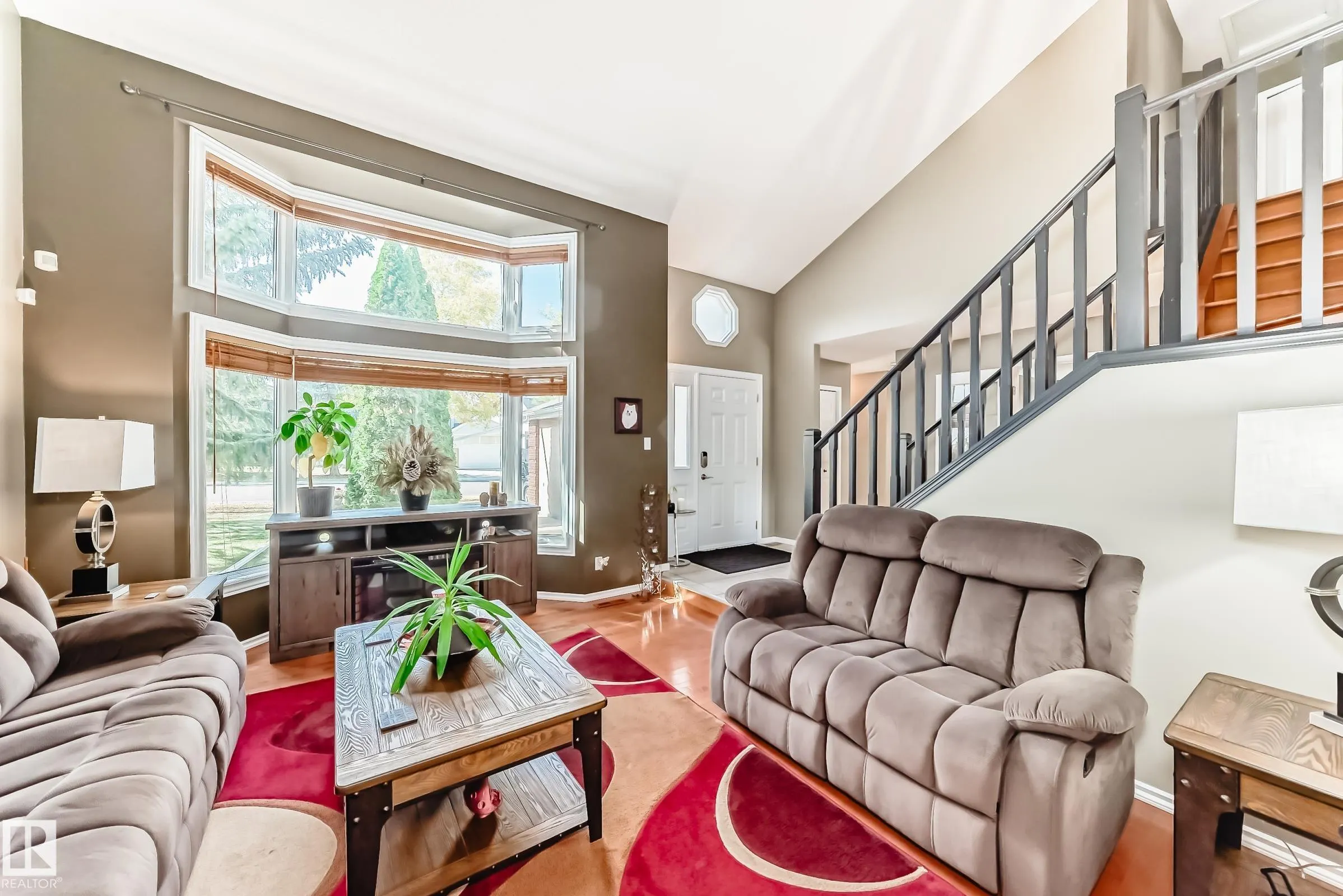 288 ORMSBY Road