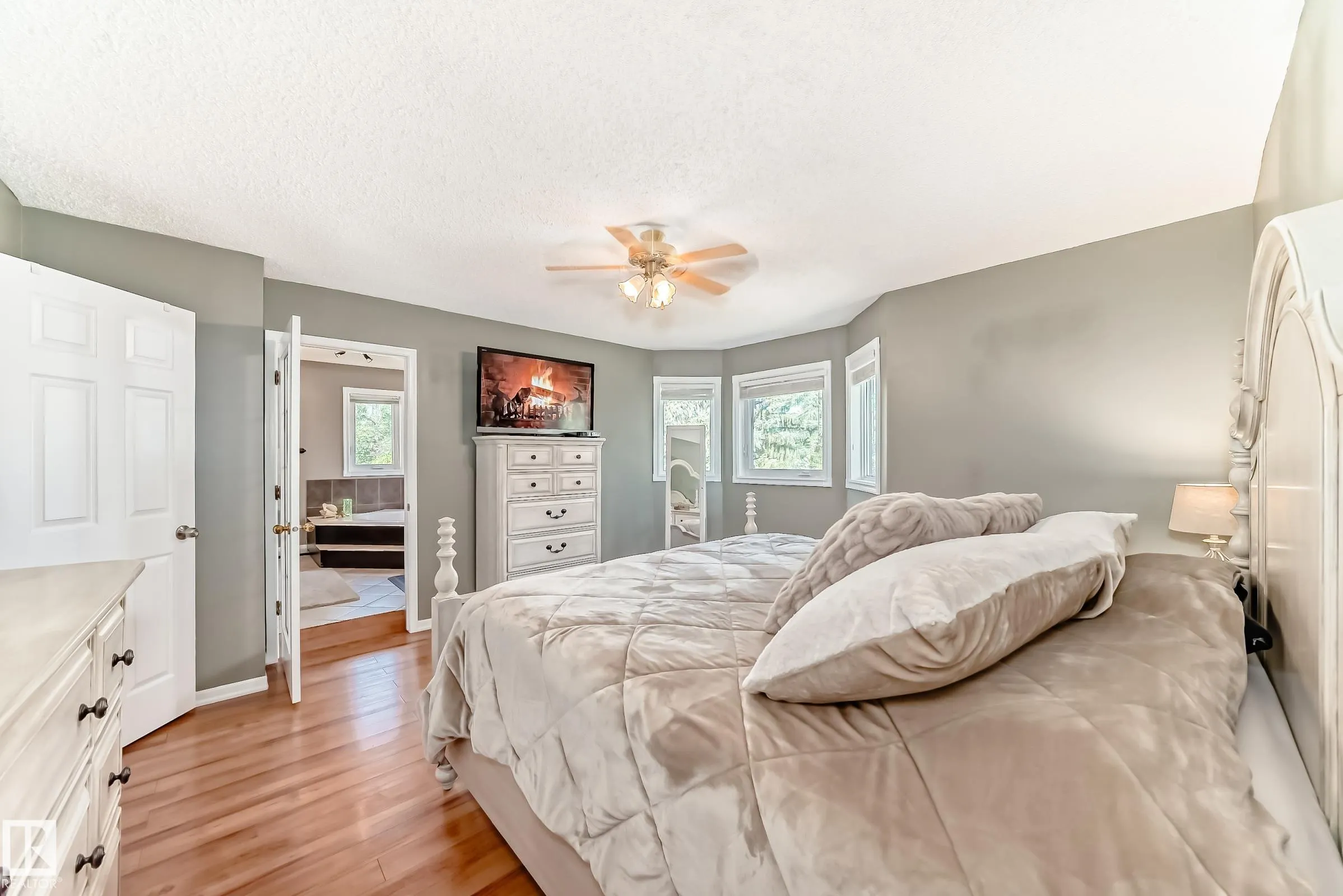 288 ORMSBY Road
