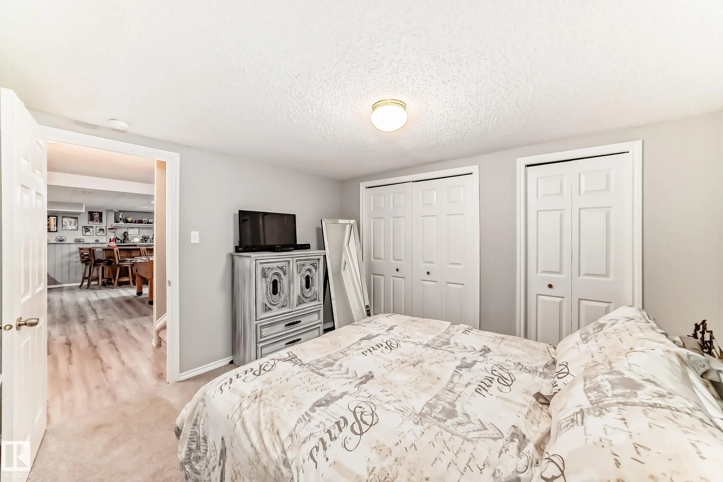 288 ORMSBY Road