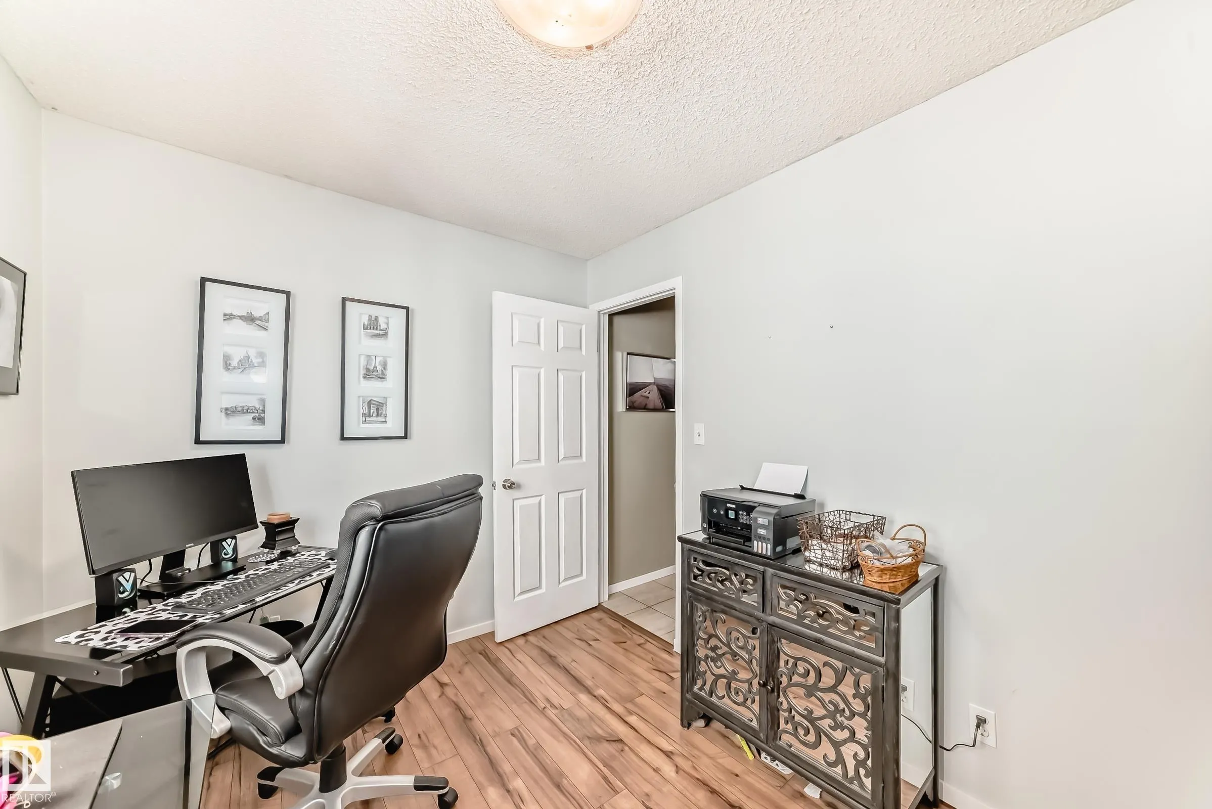 288 ORMSBY Road