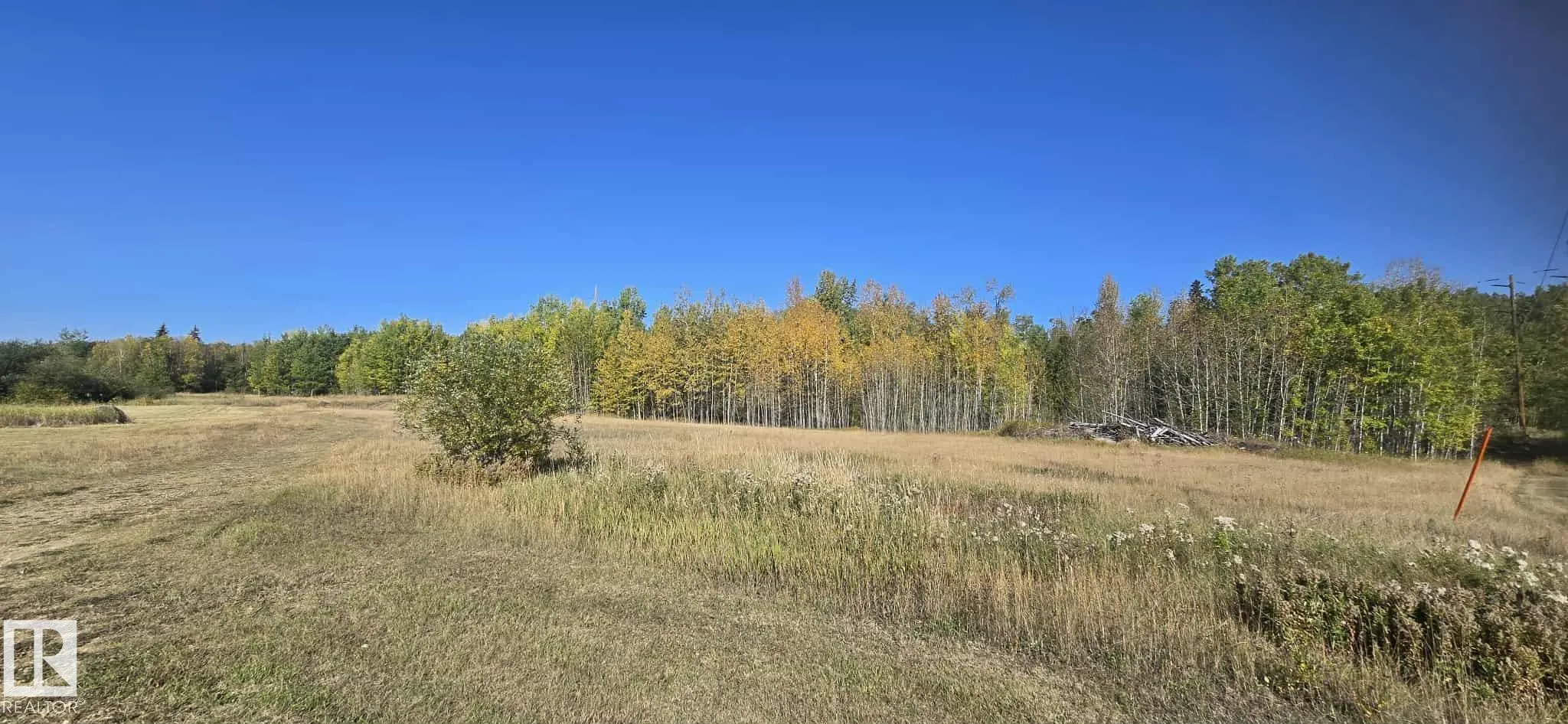7 Bechthold Bay #112, 191054 TWP 652