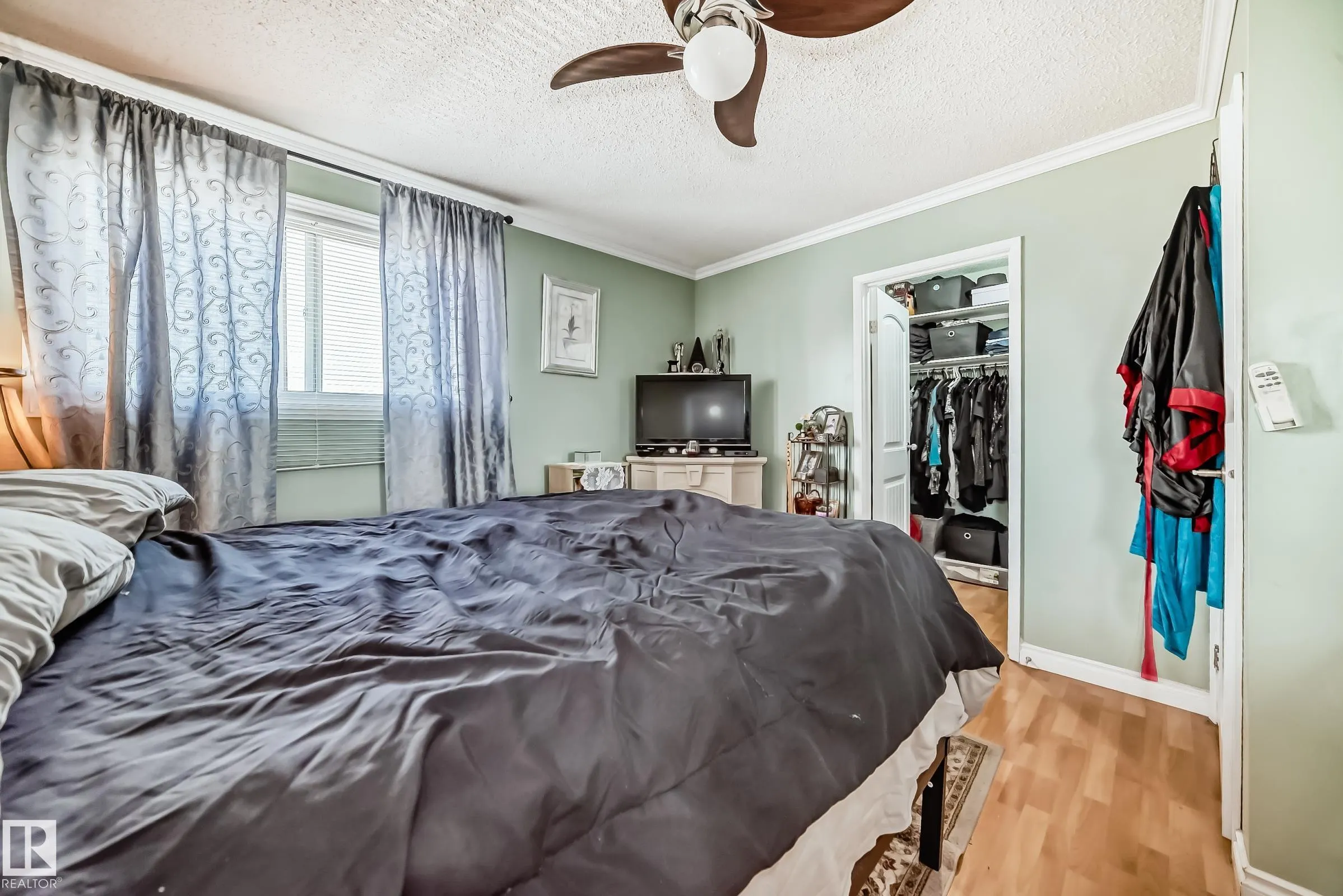 472 CLAREVIEW Road