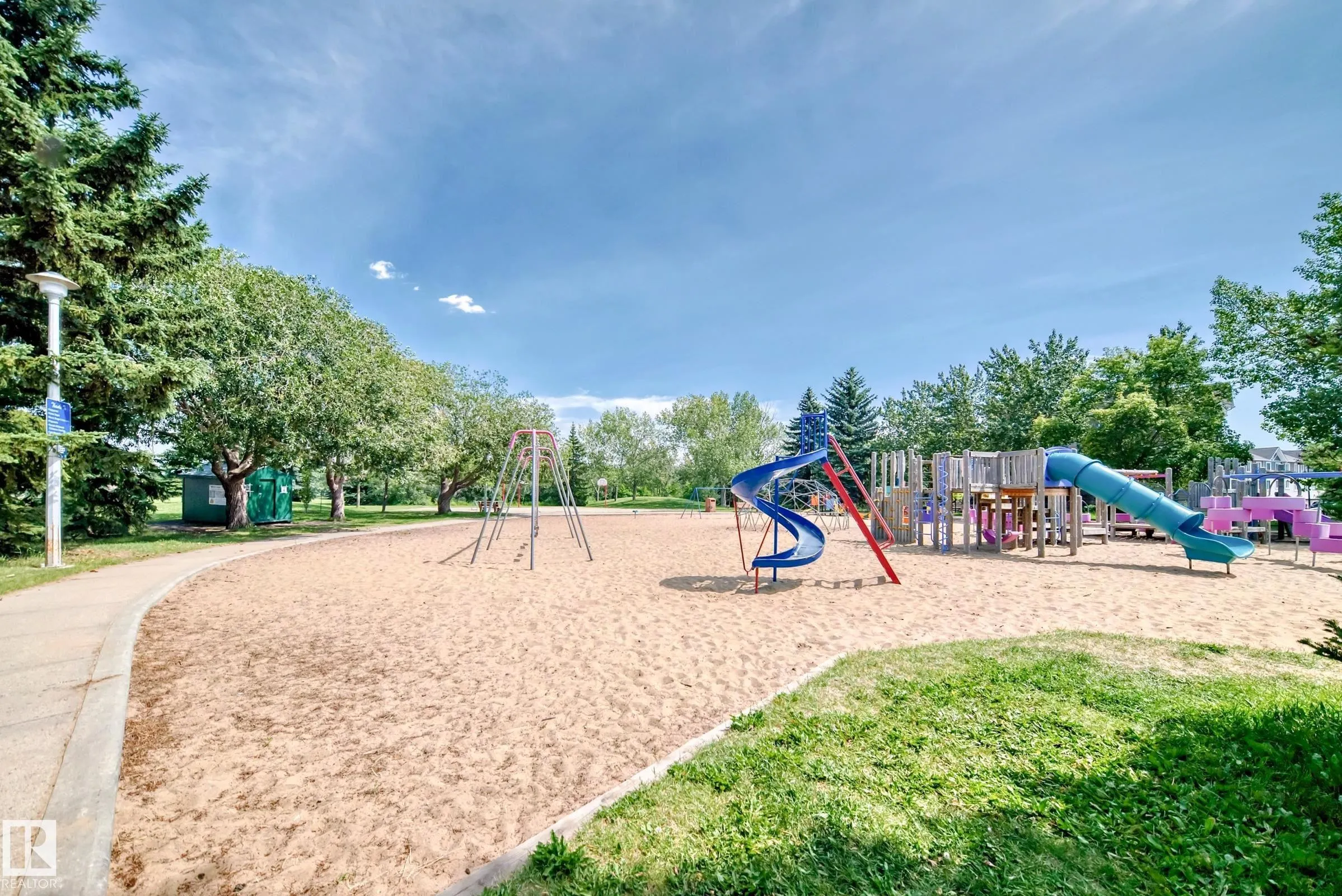 472 CLAREVIEW Road