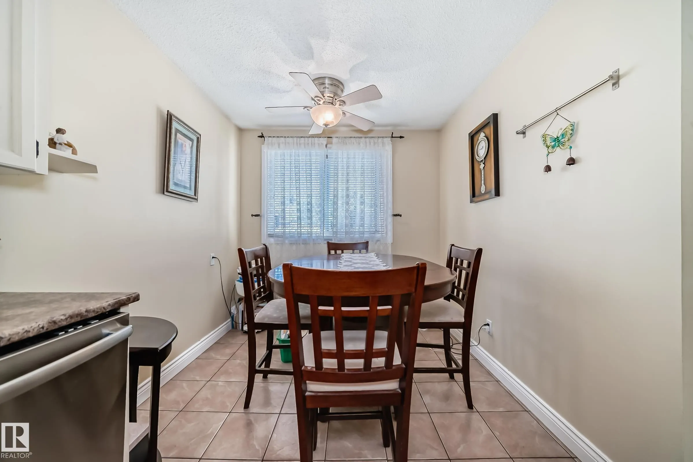 472 CLAREVIEW Road