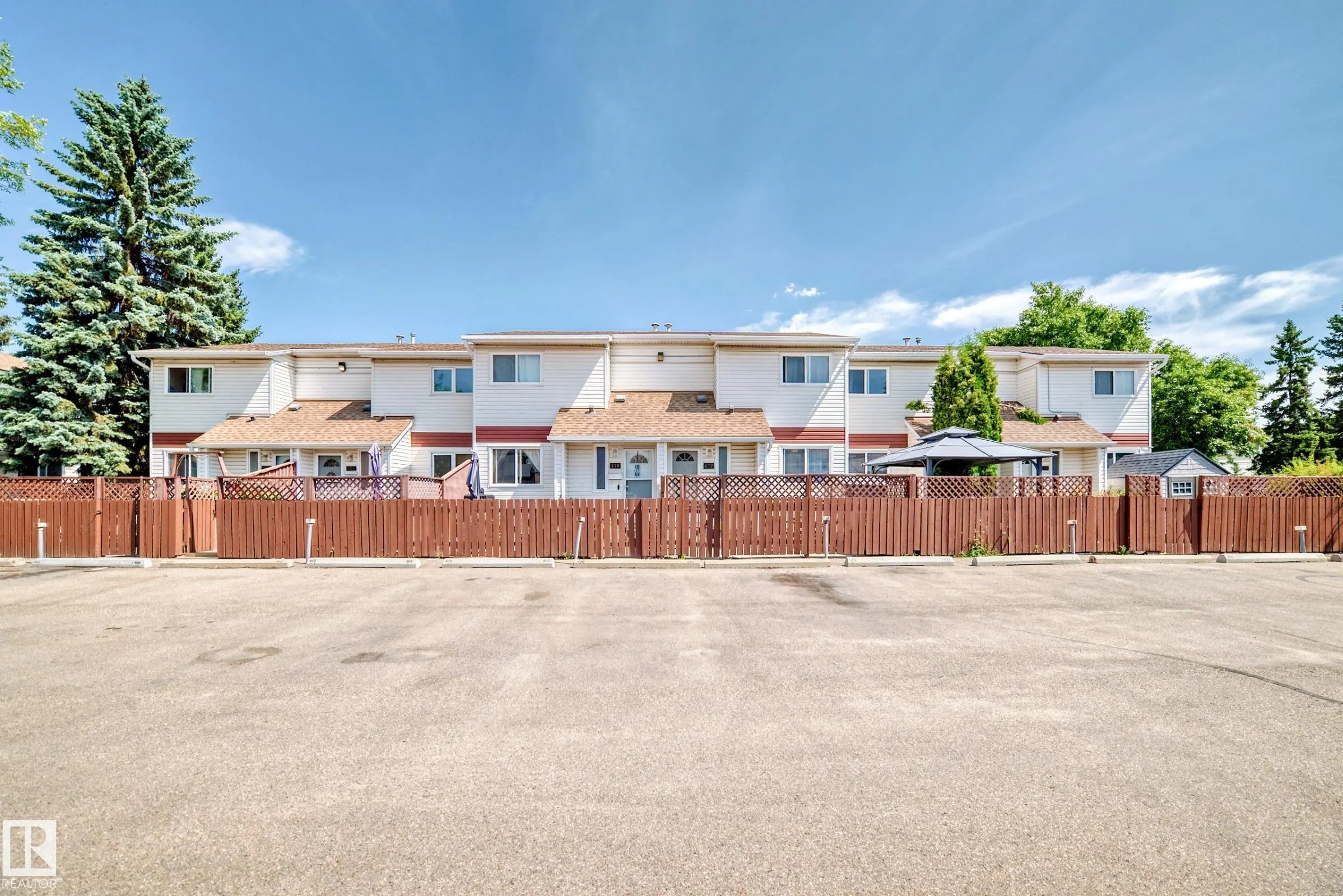 472 CLAREVIEW Road