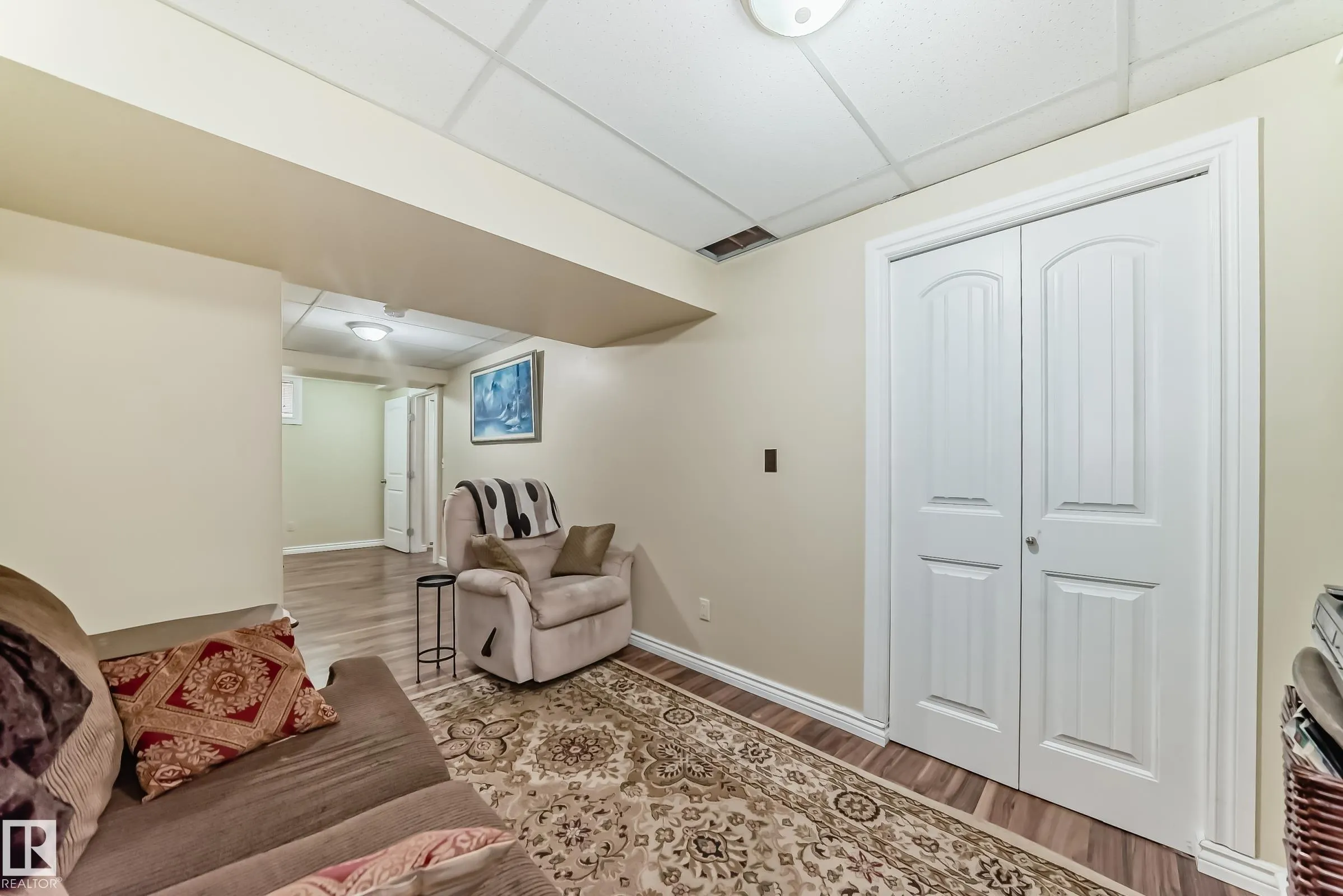 472 CLAREVIEW Road