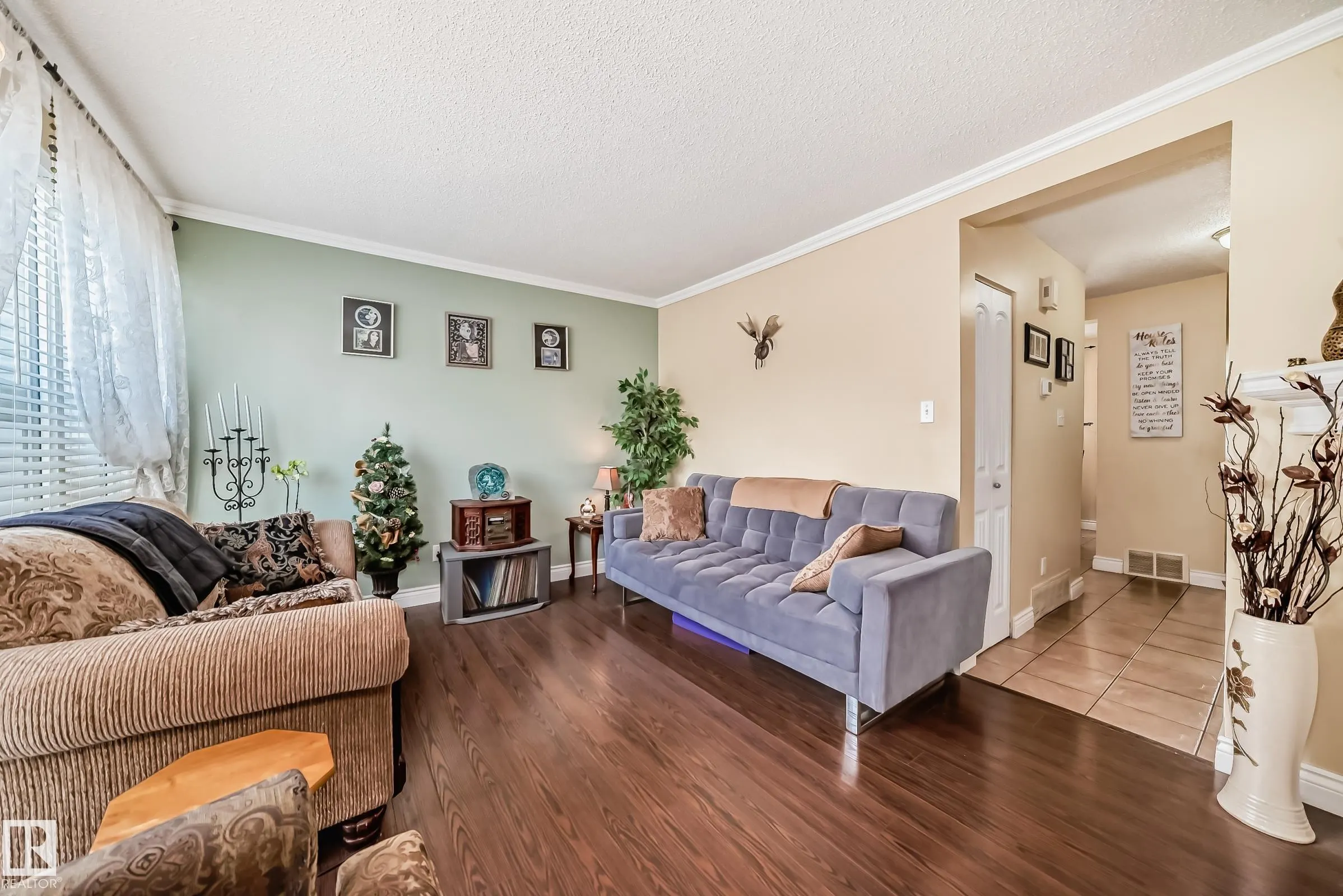 472 CLAREVIEW Road