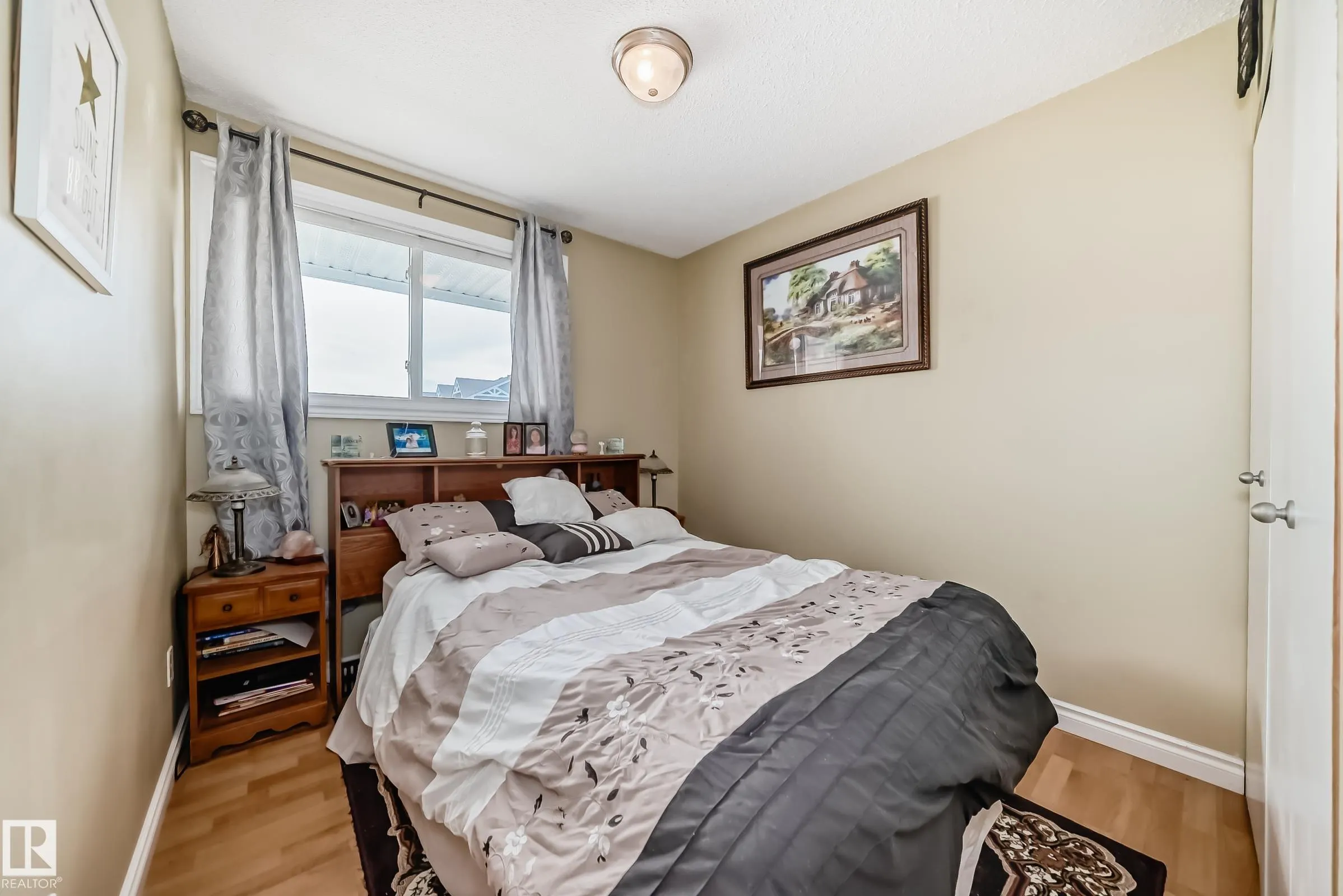 472 CLAREVIEW Road