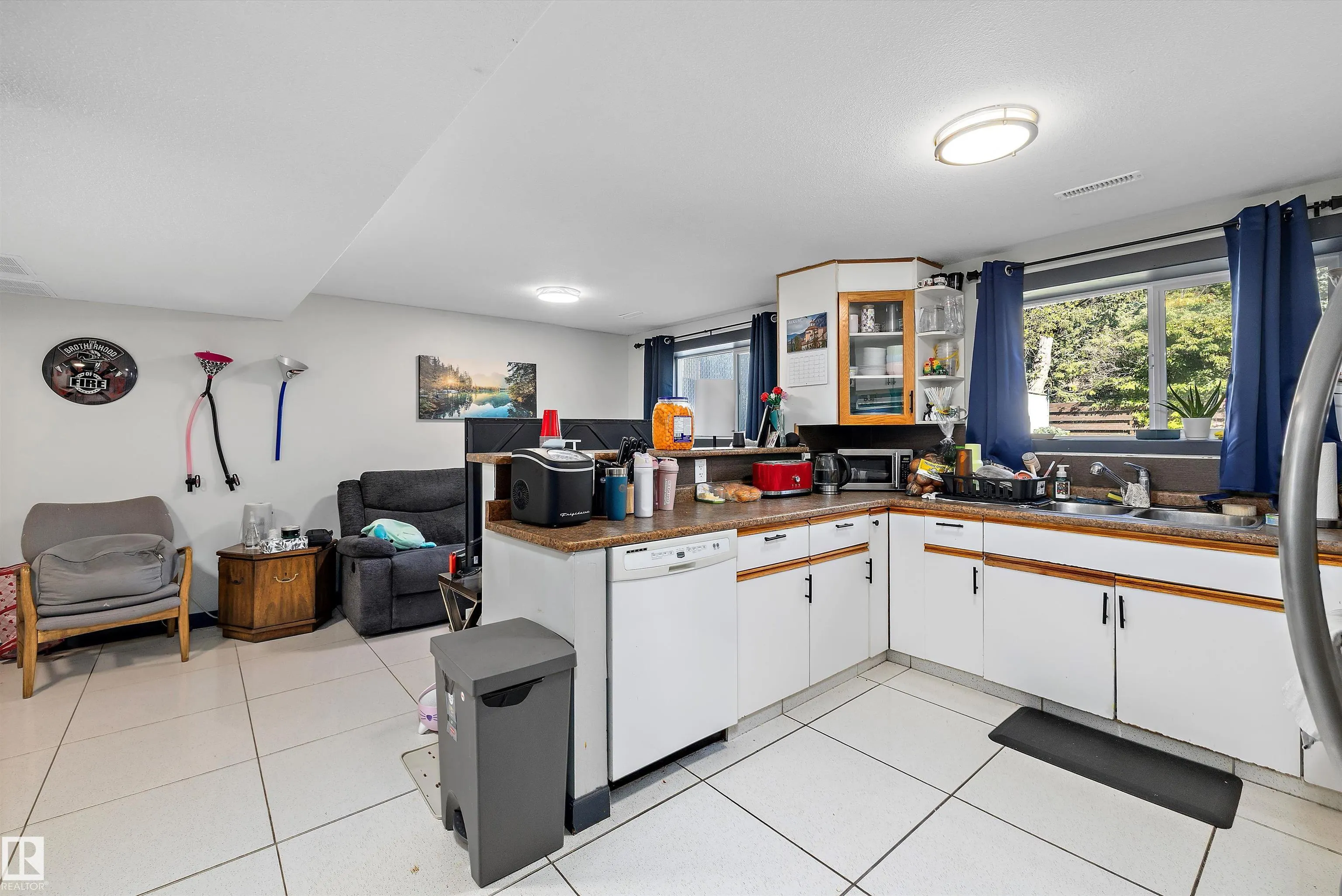14 FALLHAVEN Place