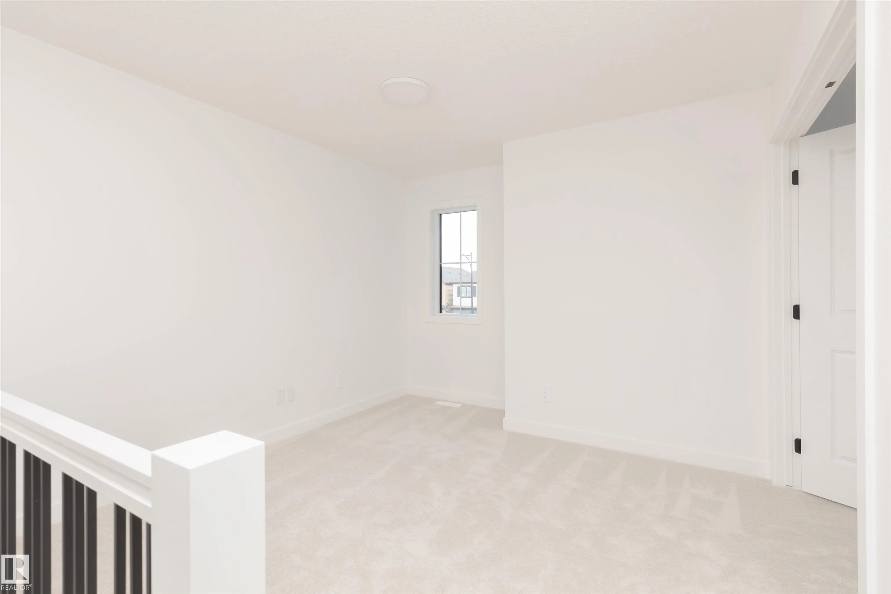 25 Chartres Close
