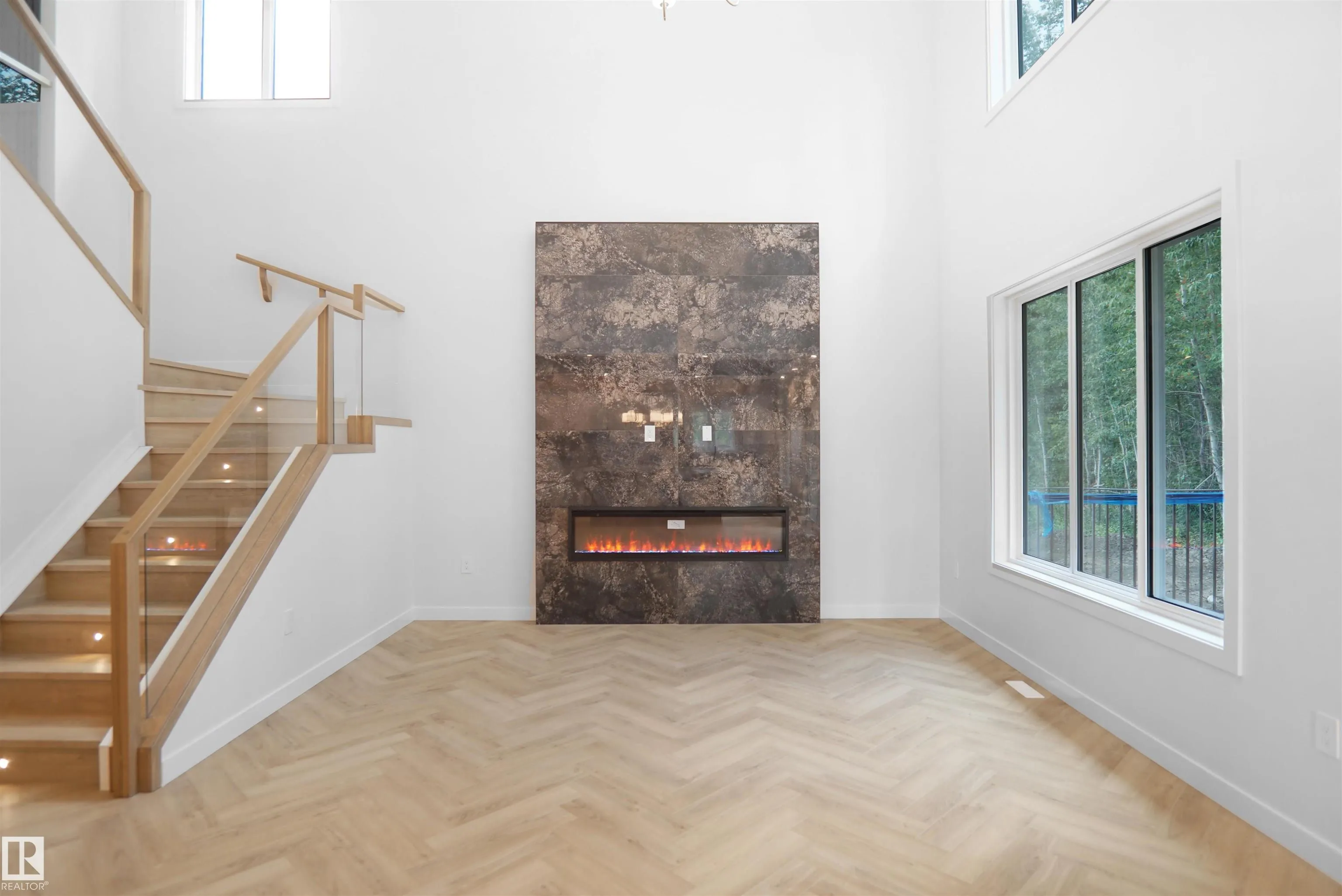 53 MEADOWGROVE LANE