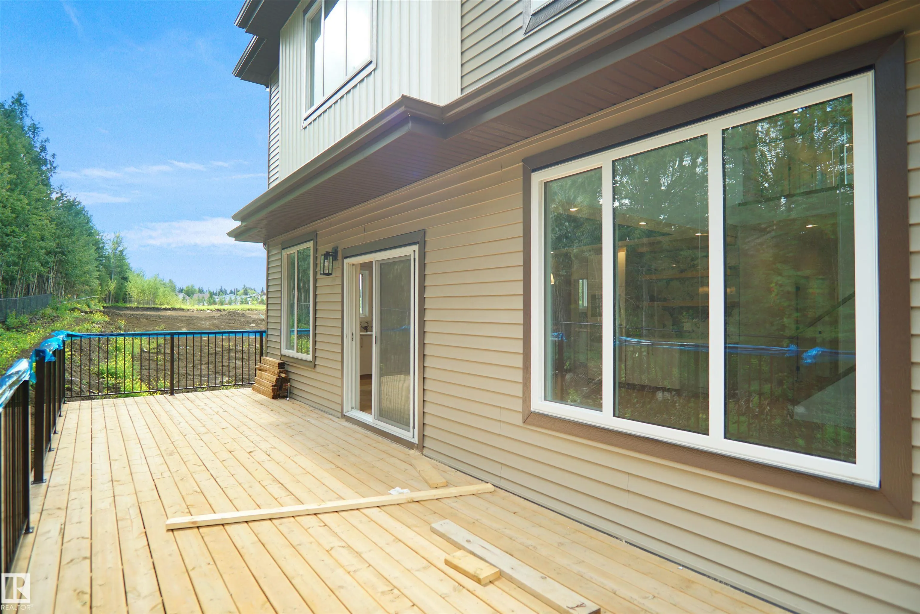 53 MEADOWGROVE LANE