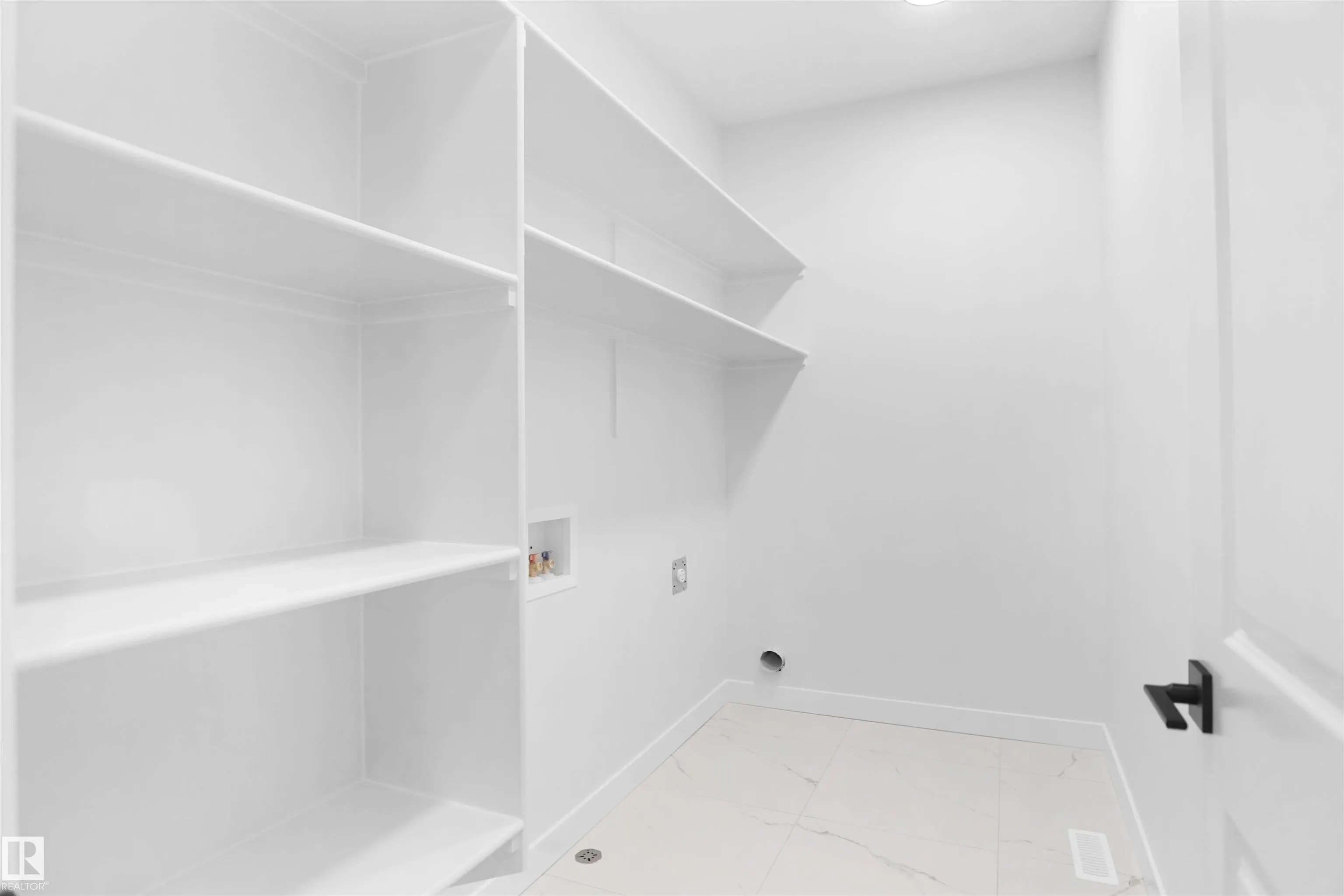 53 MEADOWGROVE LANE