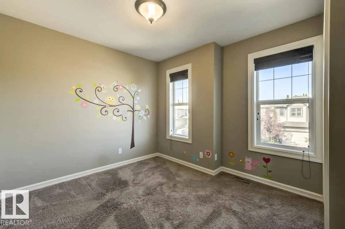 1794 HAMMOND Crescent