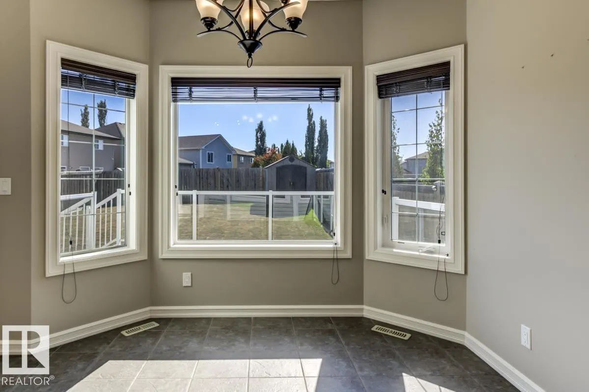 1794 HAMMOND Crescent