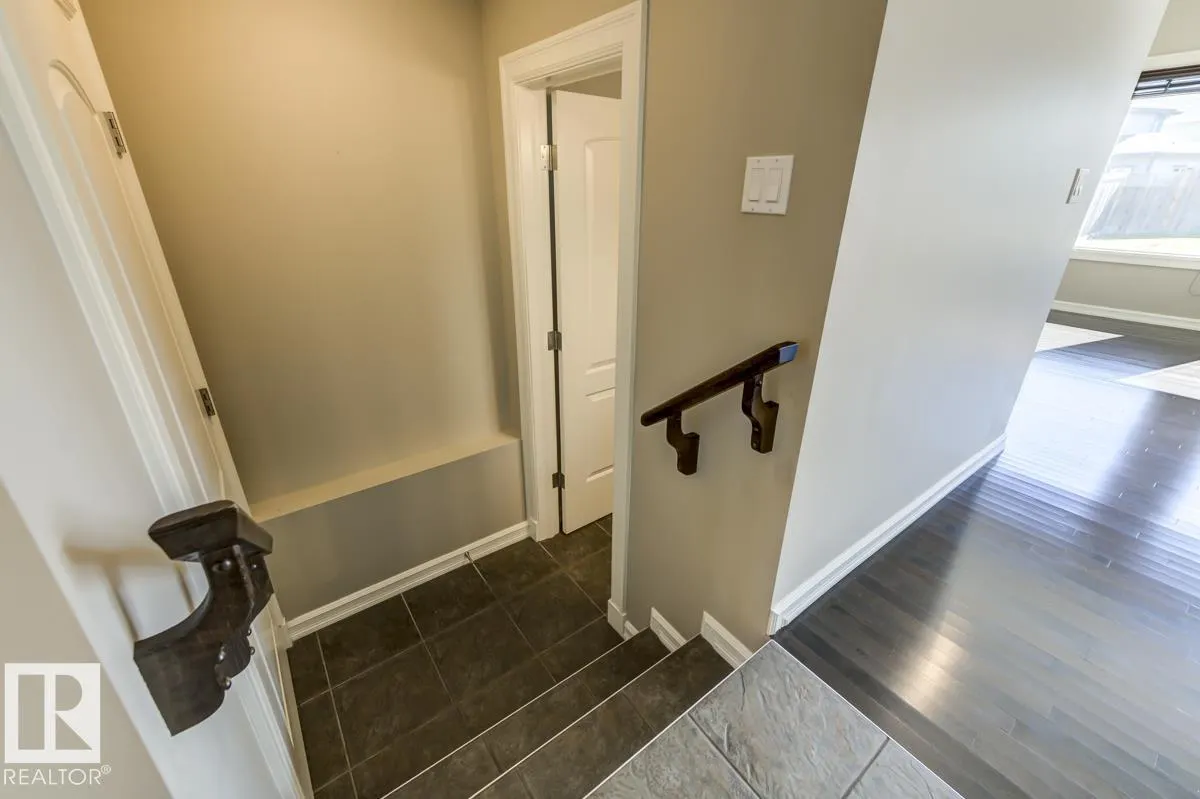 1794 HAMMOND Crescent