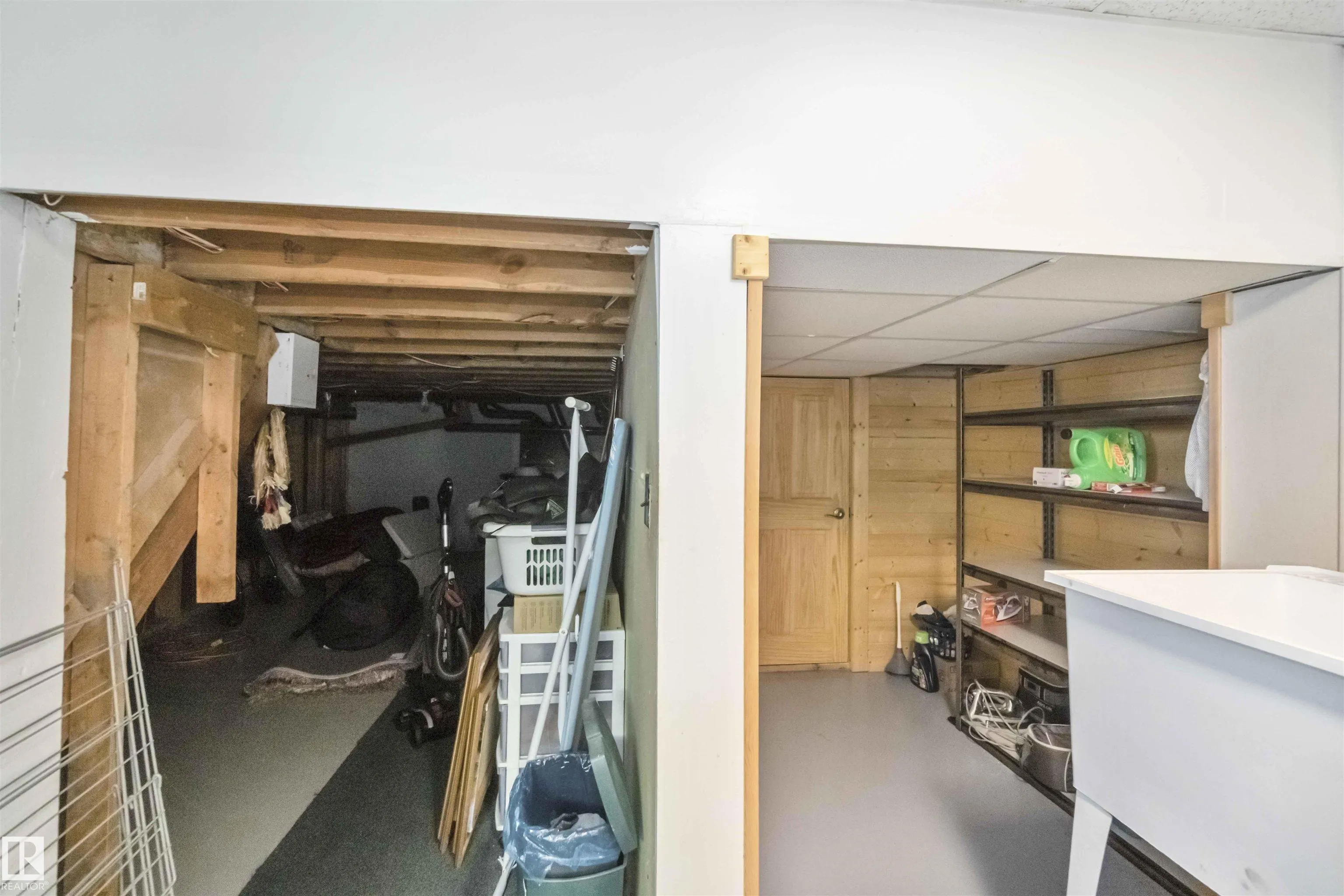 1412 KNOTTWOOD Road