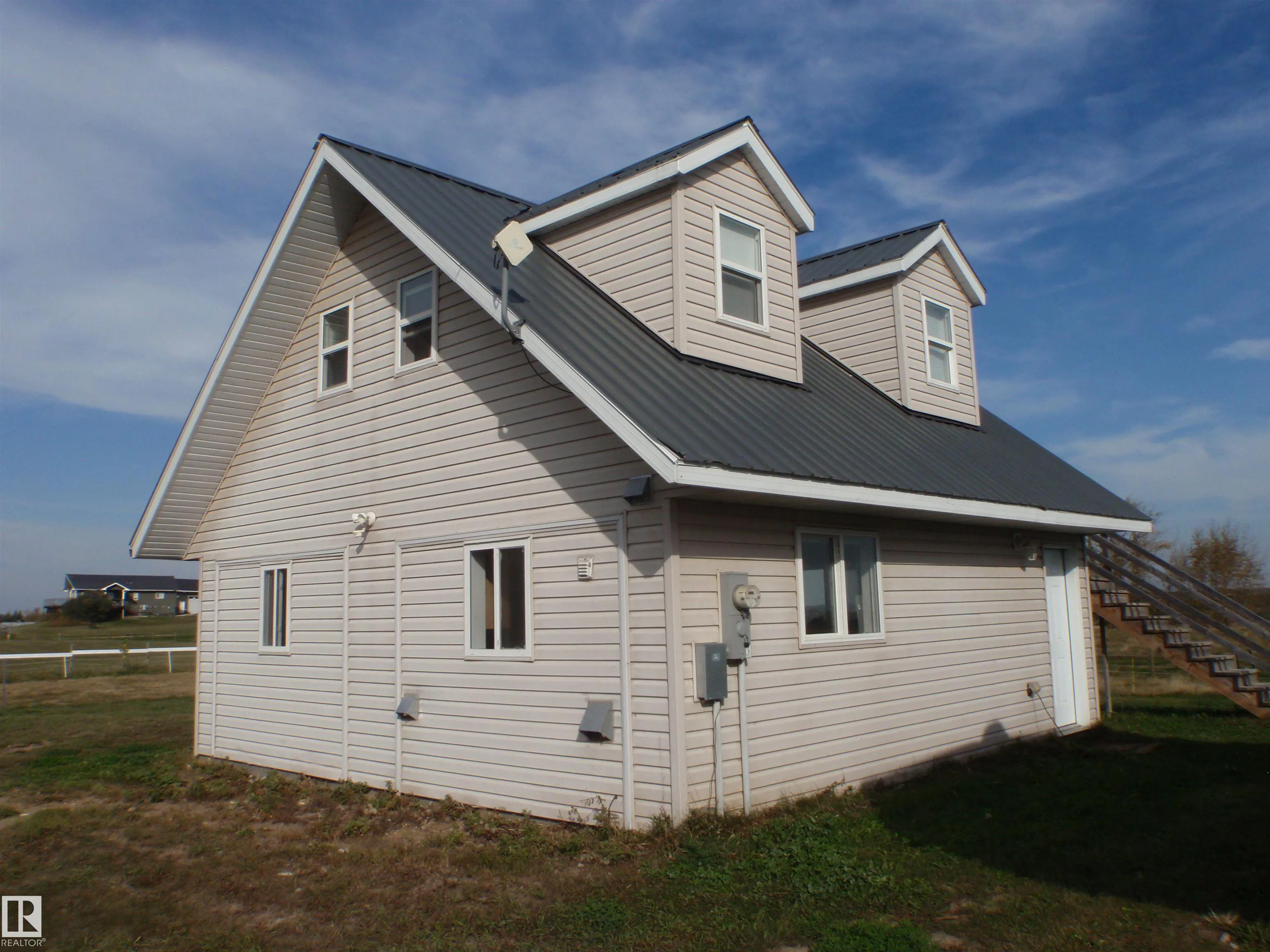 230 59518 Rge Rd 55