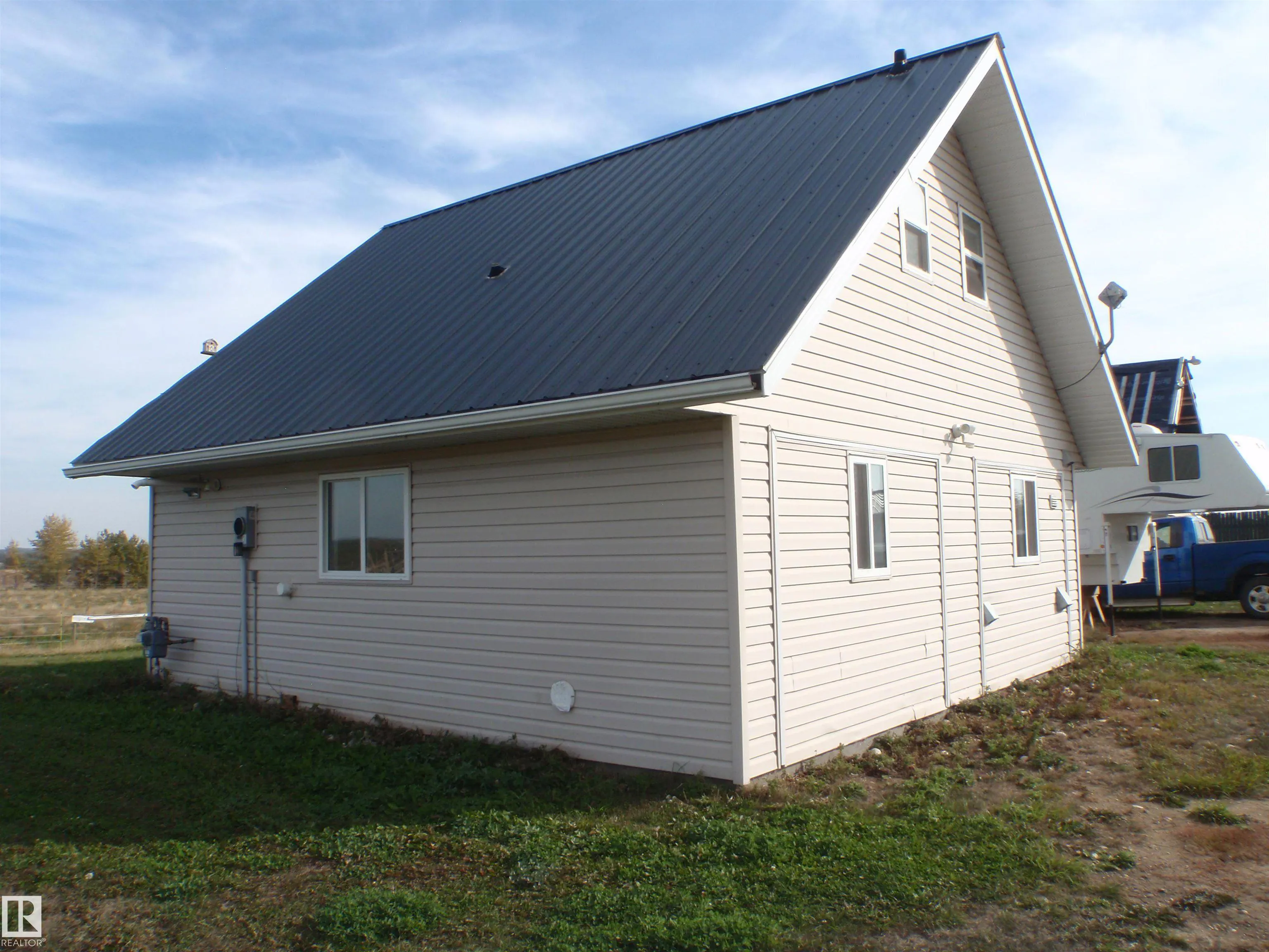 230 59518 Rge Rd 55