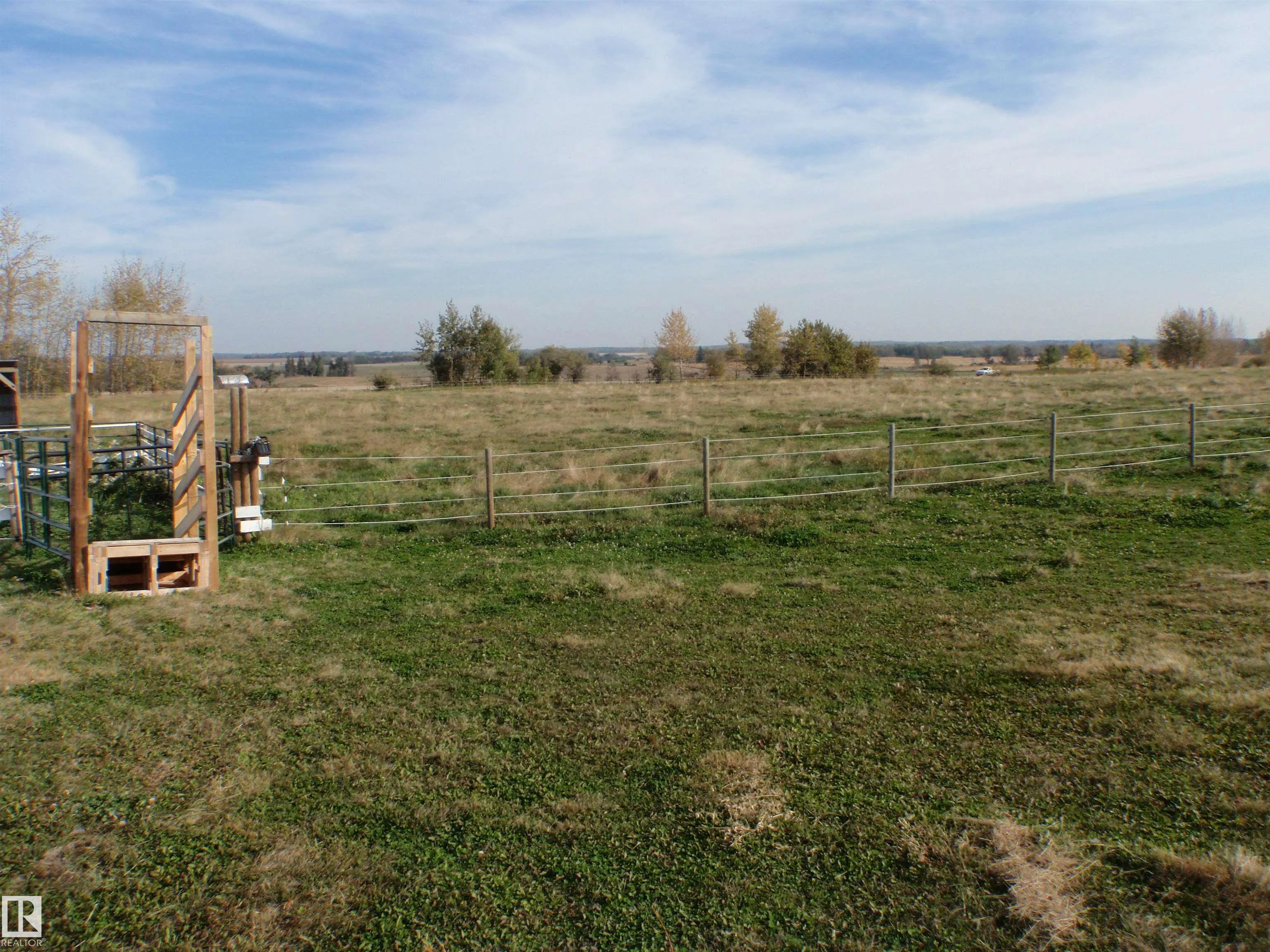 230 59518 Rge Rd 55