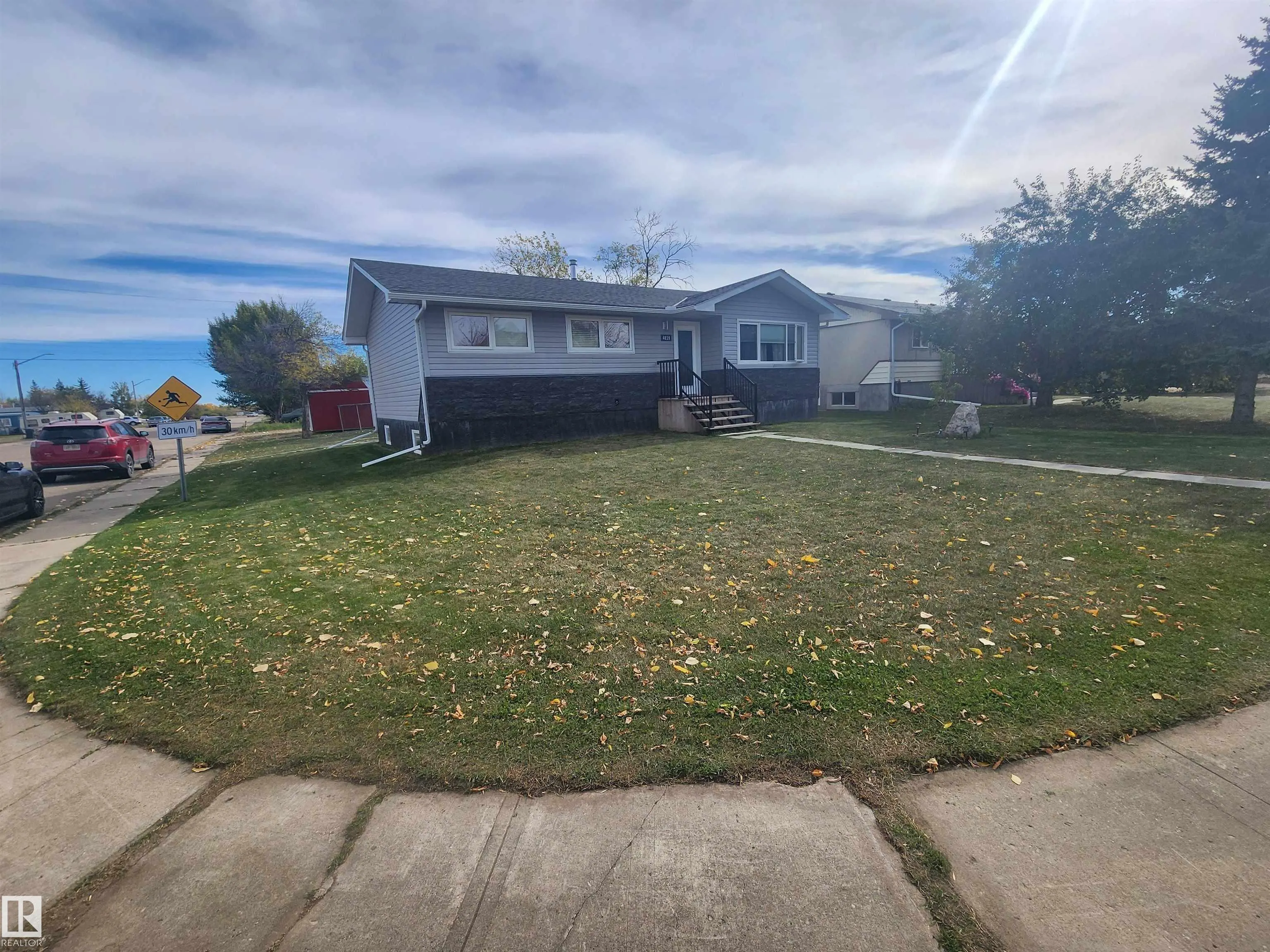 4839 49 Street