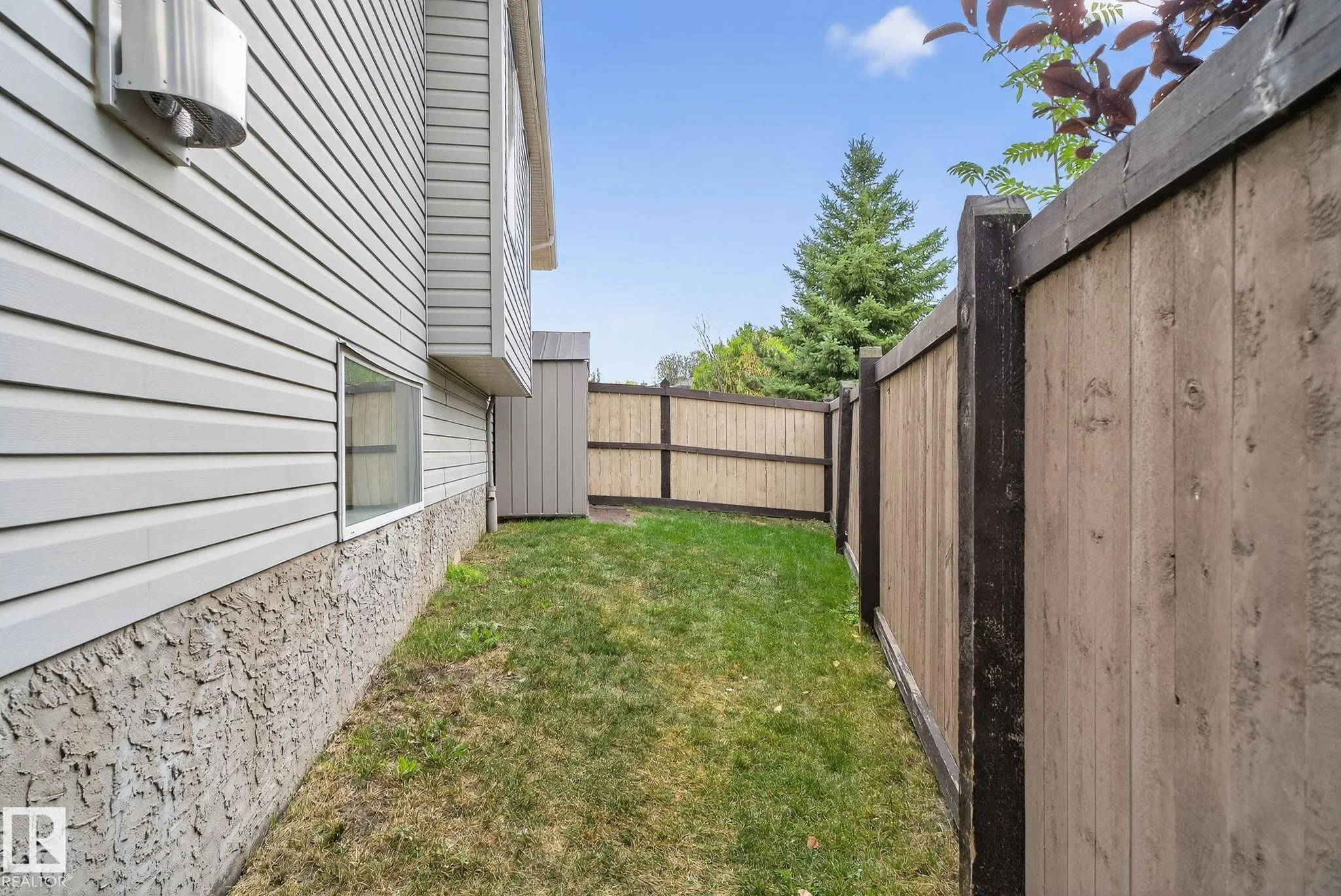 13 ORCHID Crescent