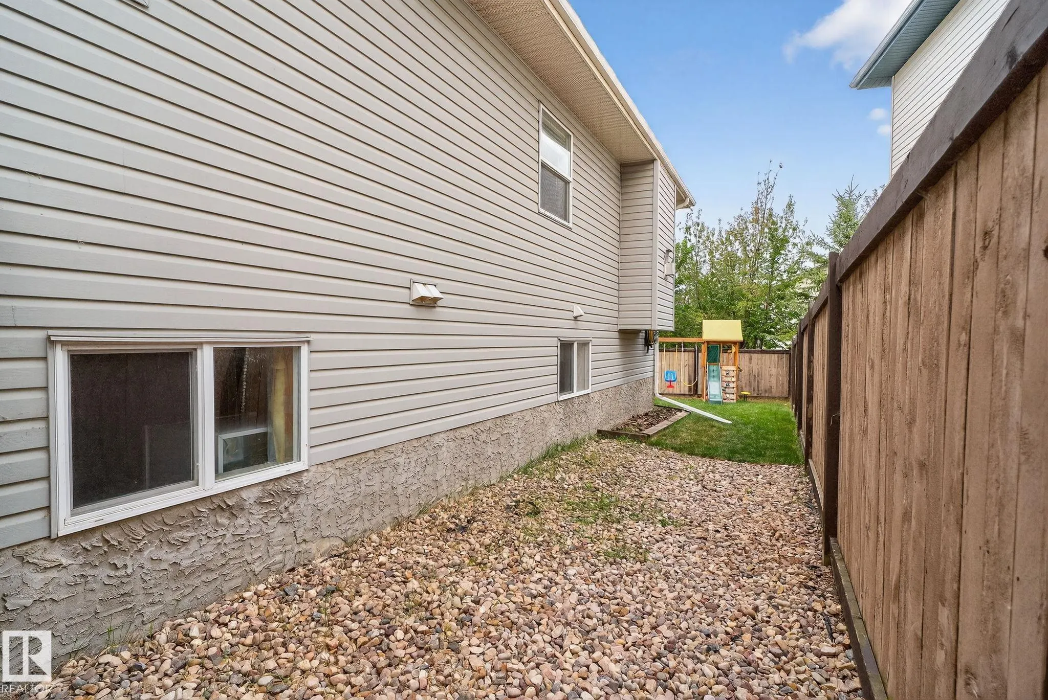 13 ORCHID Crescent
