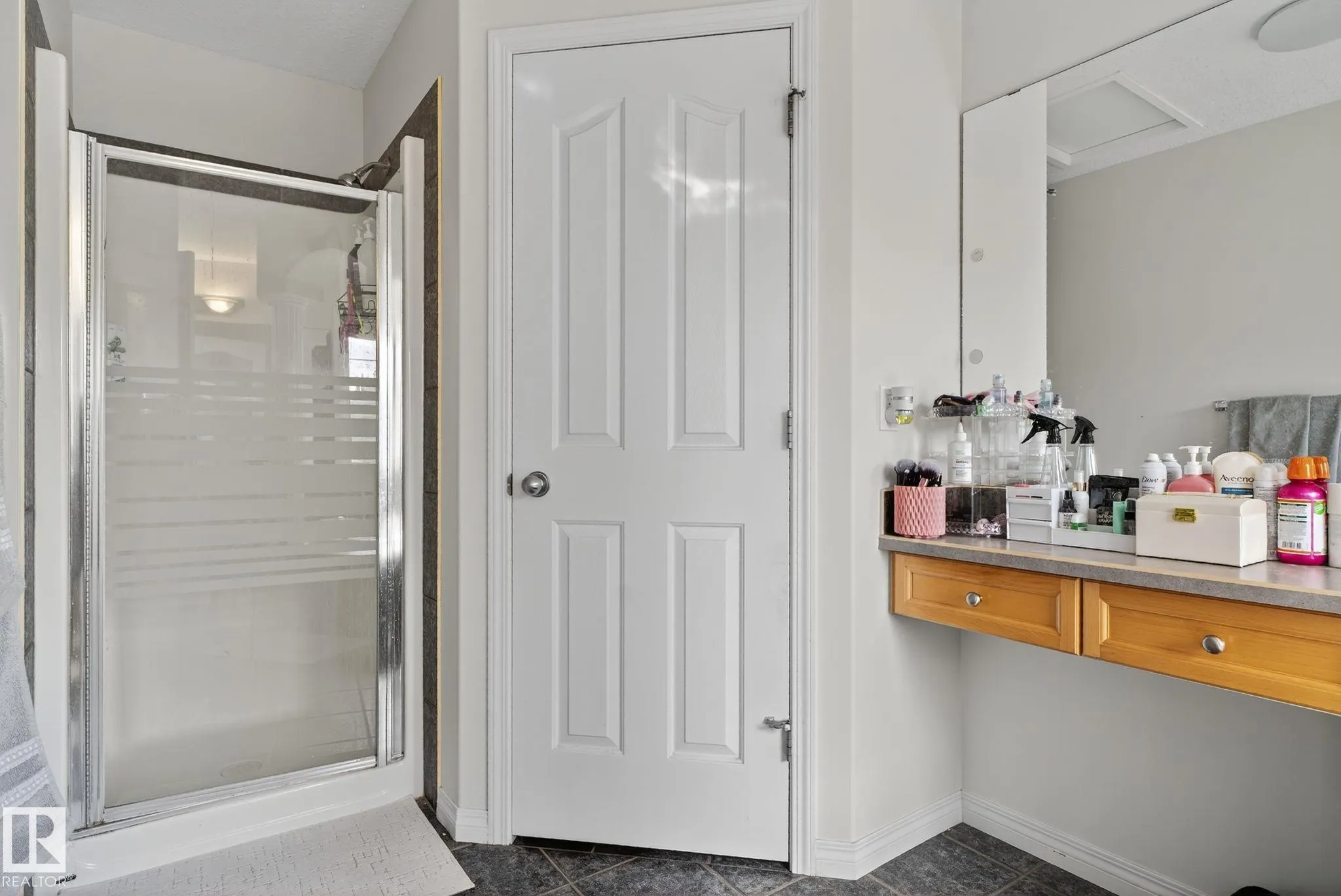 13 ORCHID Crescent