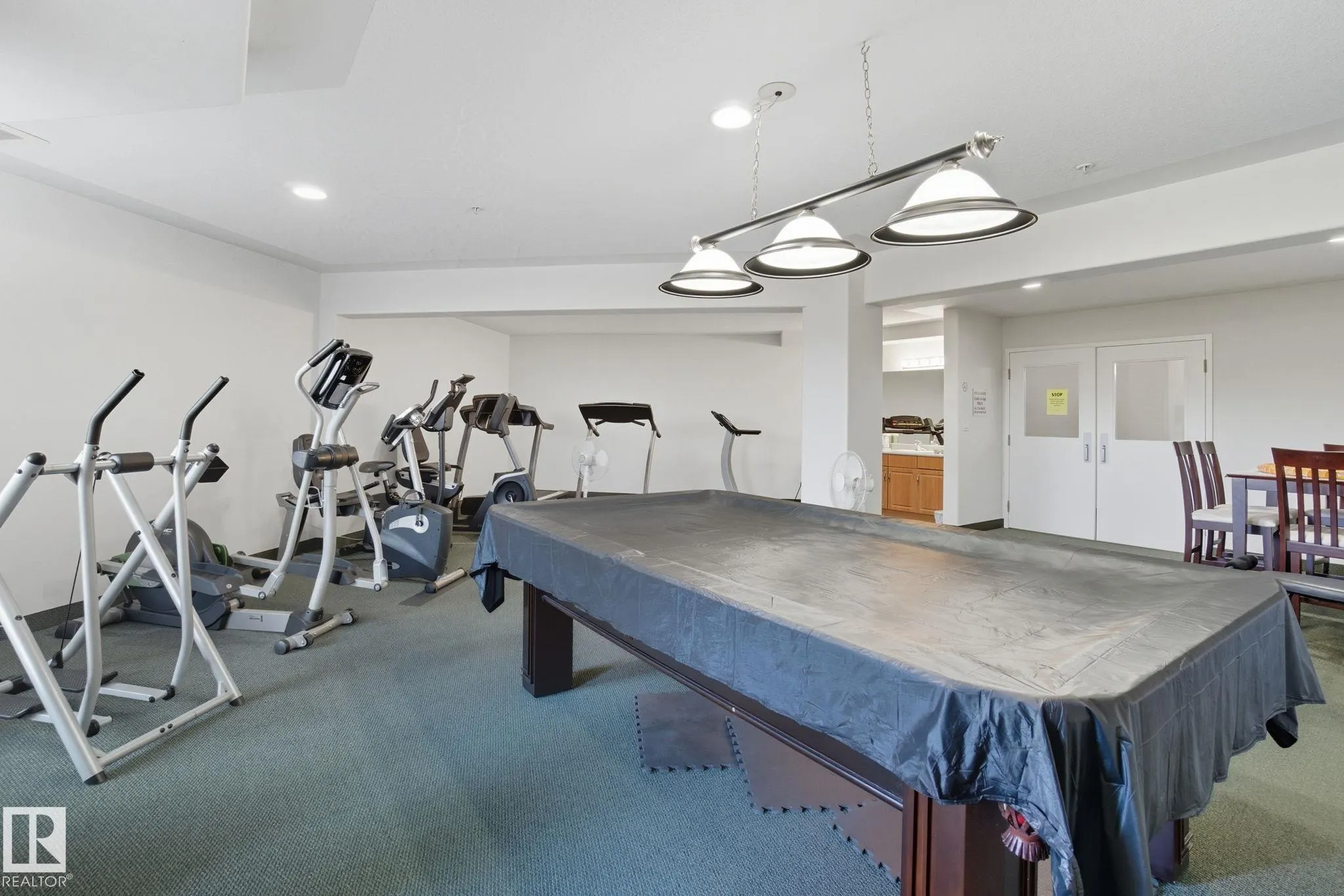 7801 GOLF COURSE Road