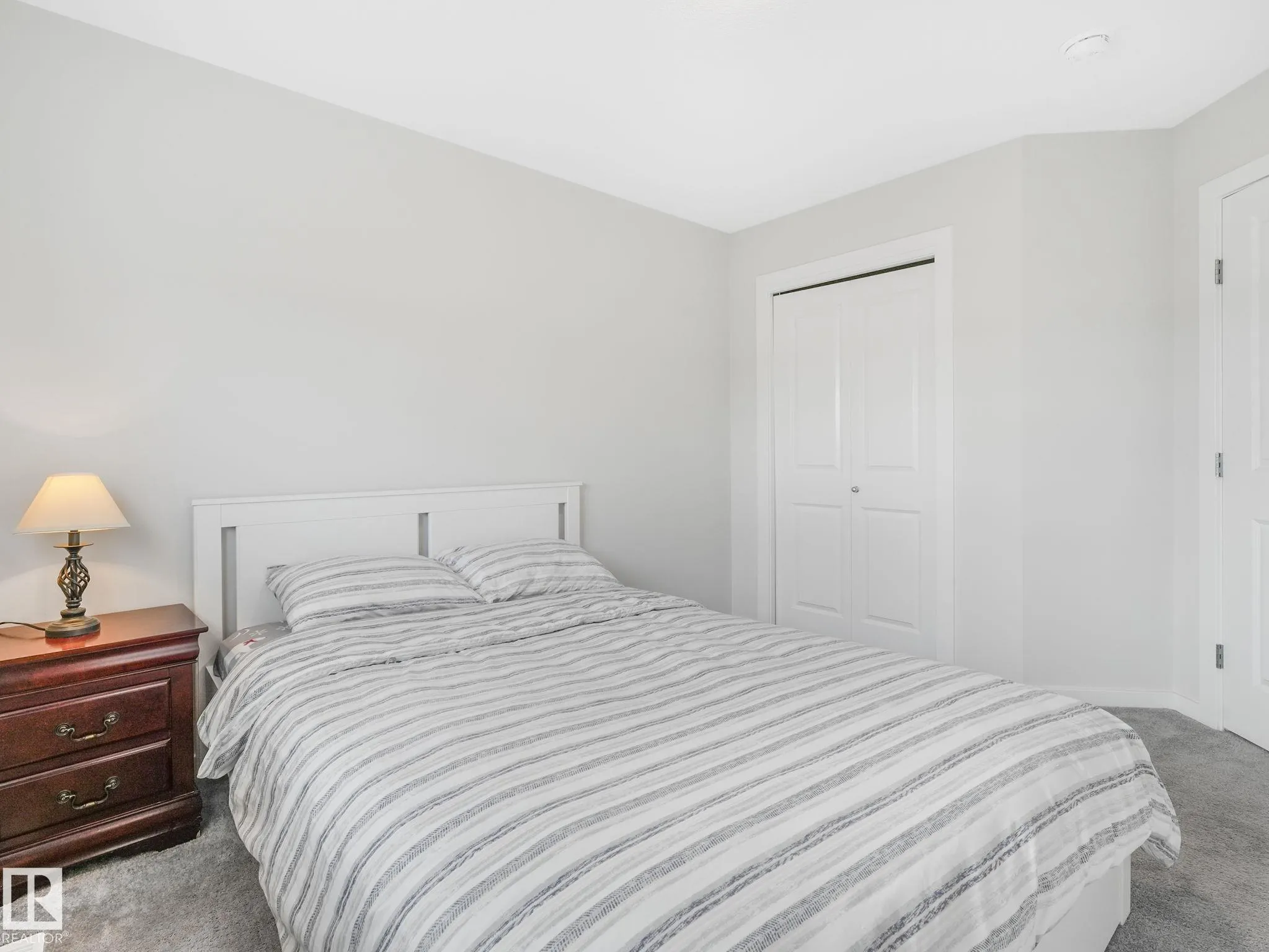 22671 81 Ave