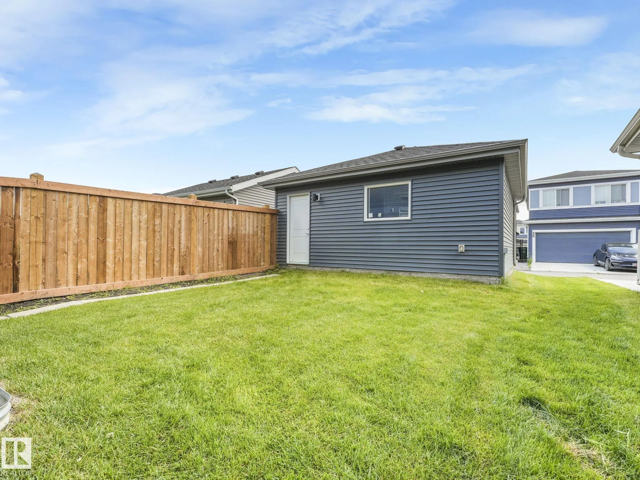 22671 81 Ave