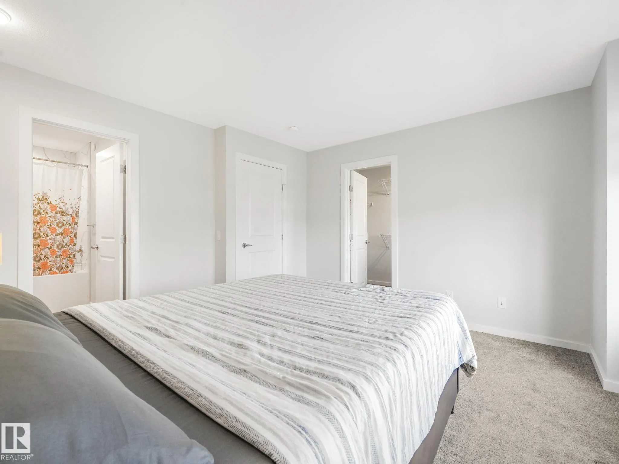 22671 81 Ave