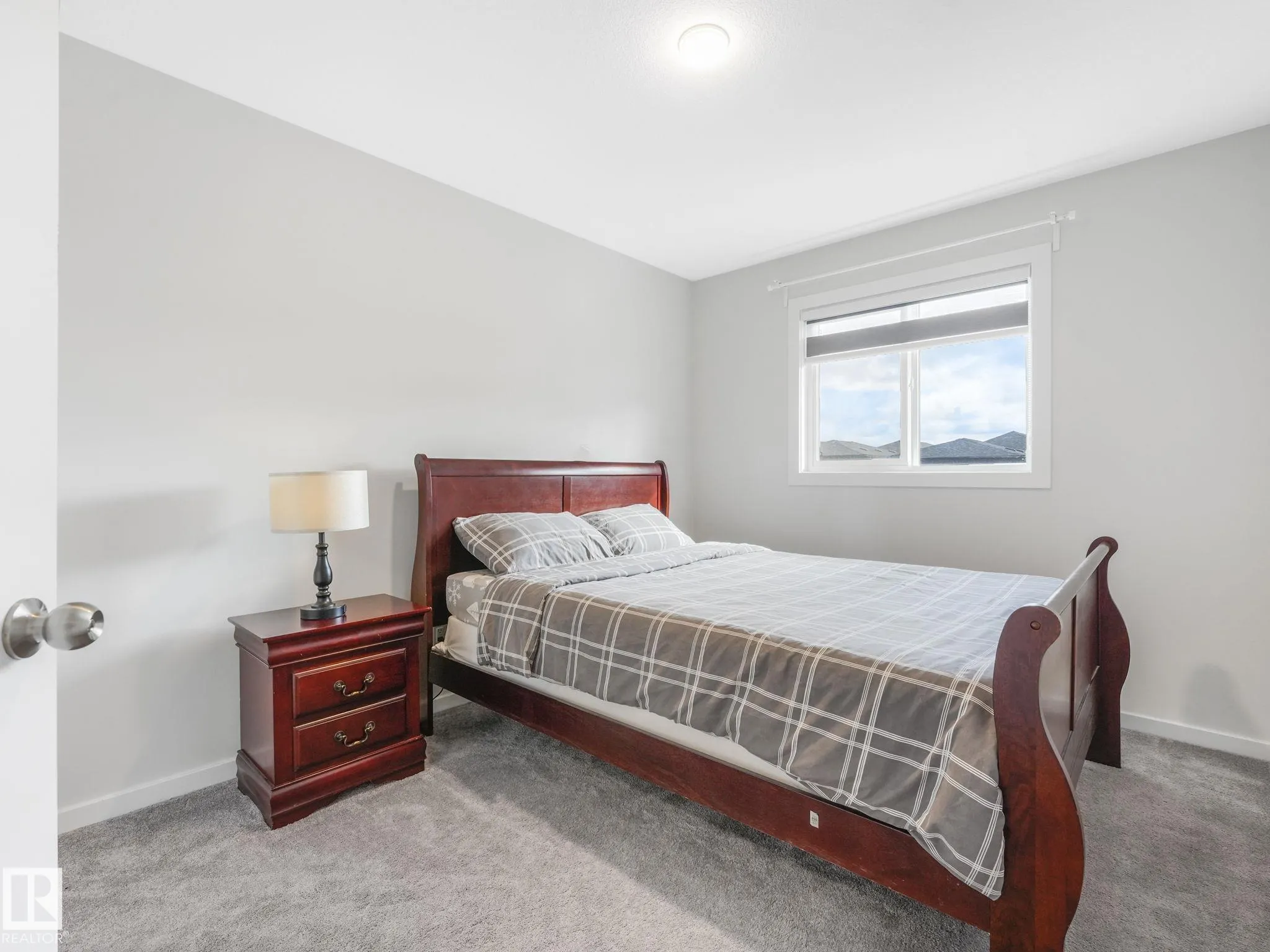 22671 81 Ave