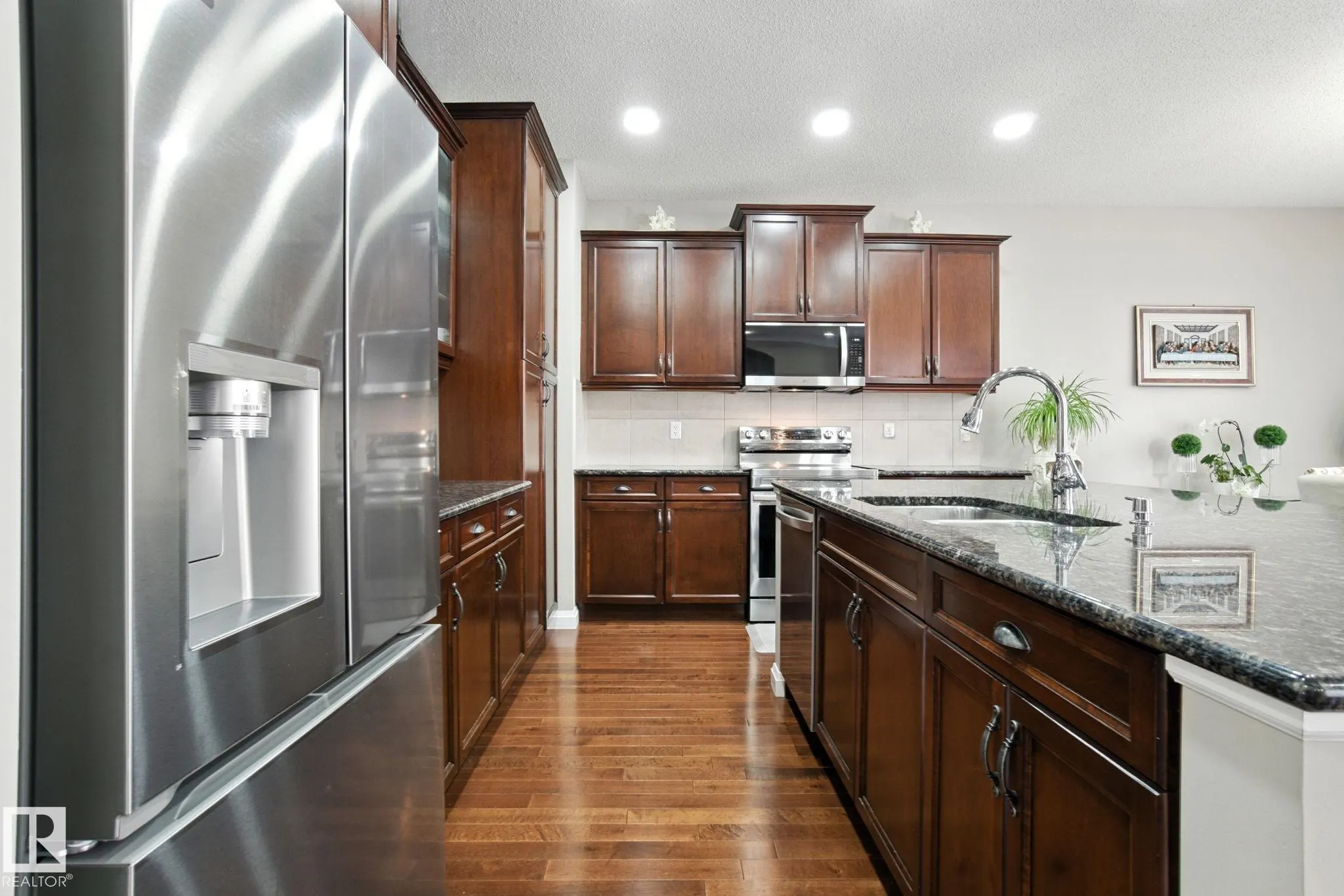 478 AINSLIE Crescent