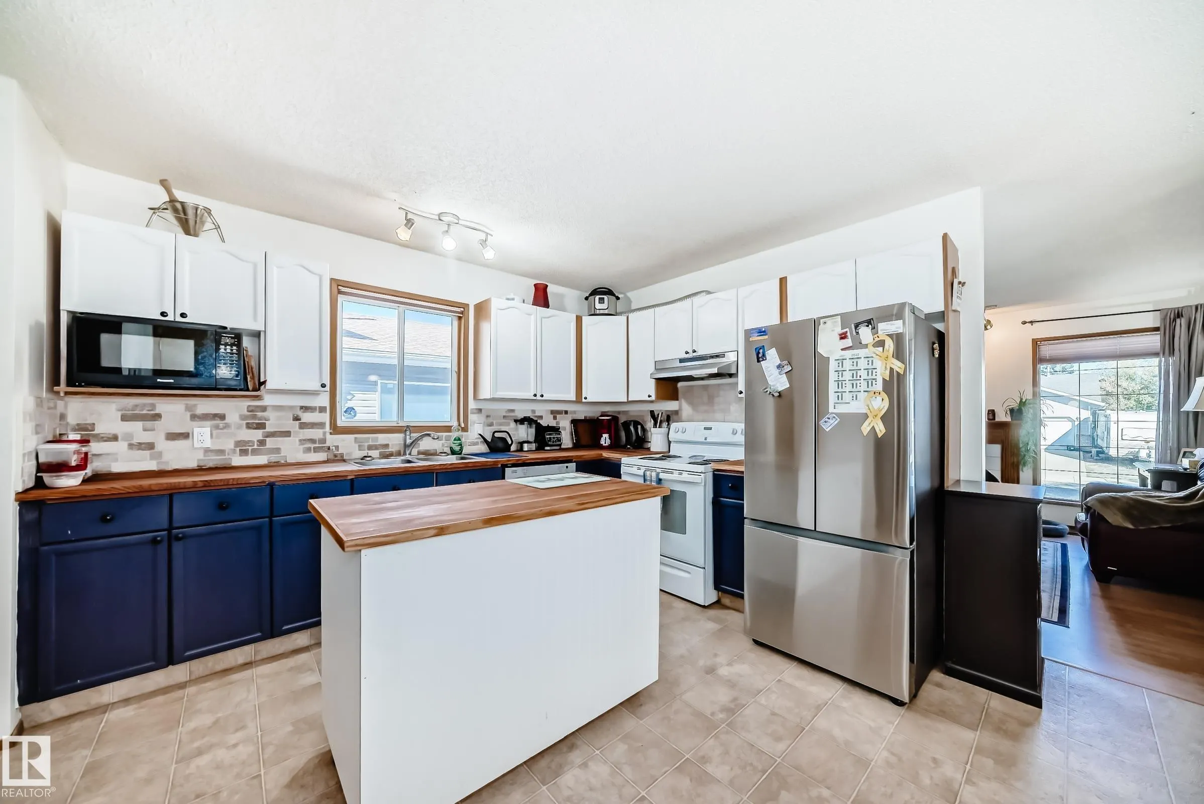 183 Diamond Drive