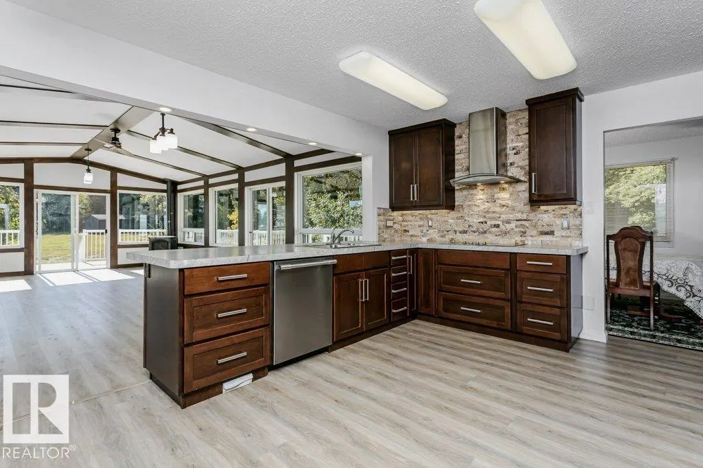 22555 TWP ROAD 530