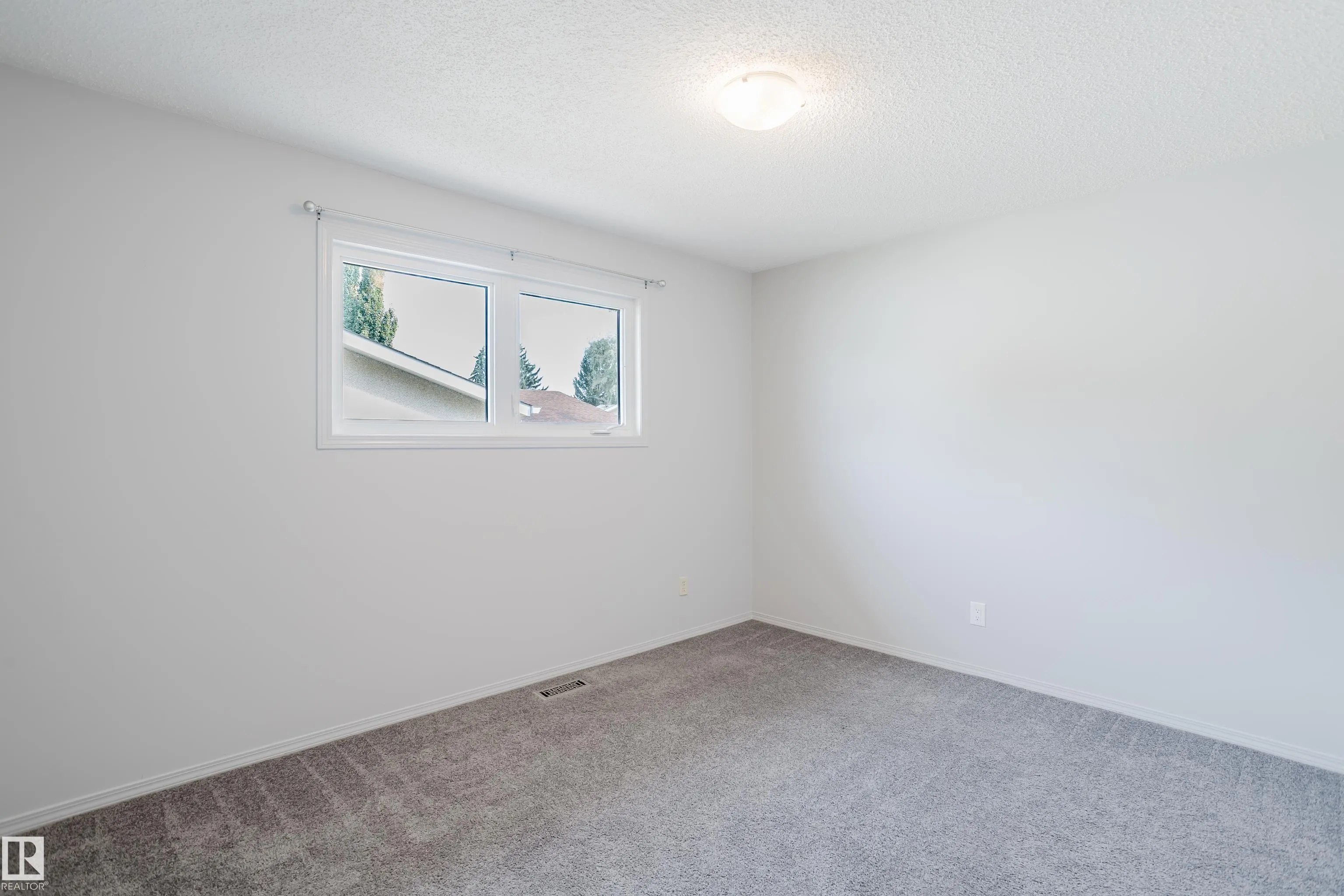 175 BROOKWOOD Drive