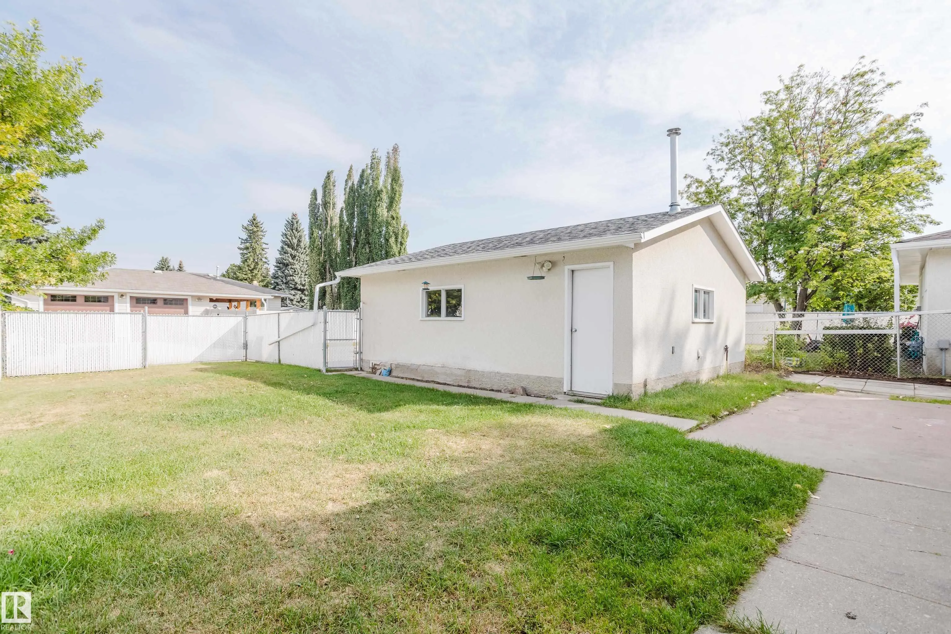 175 BROOKWOOD Drive