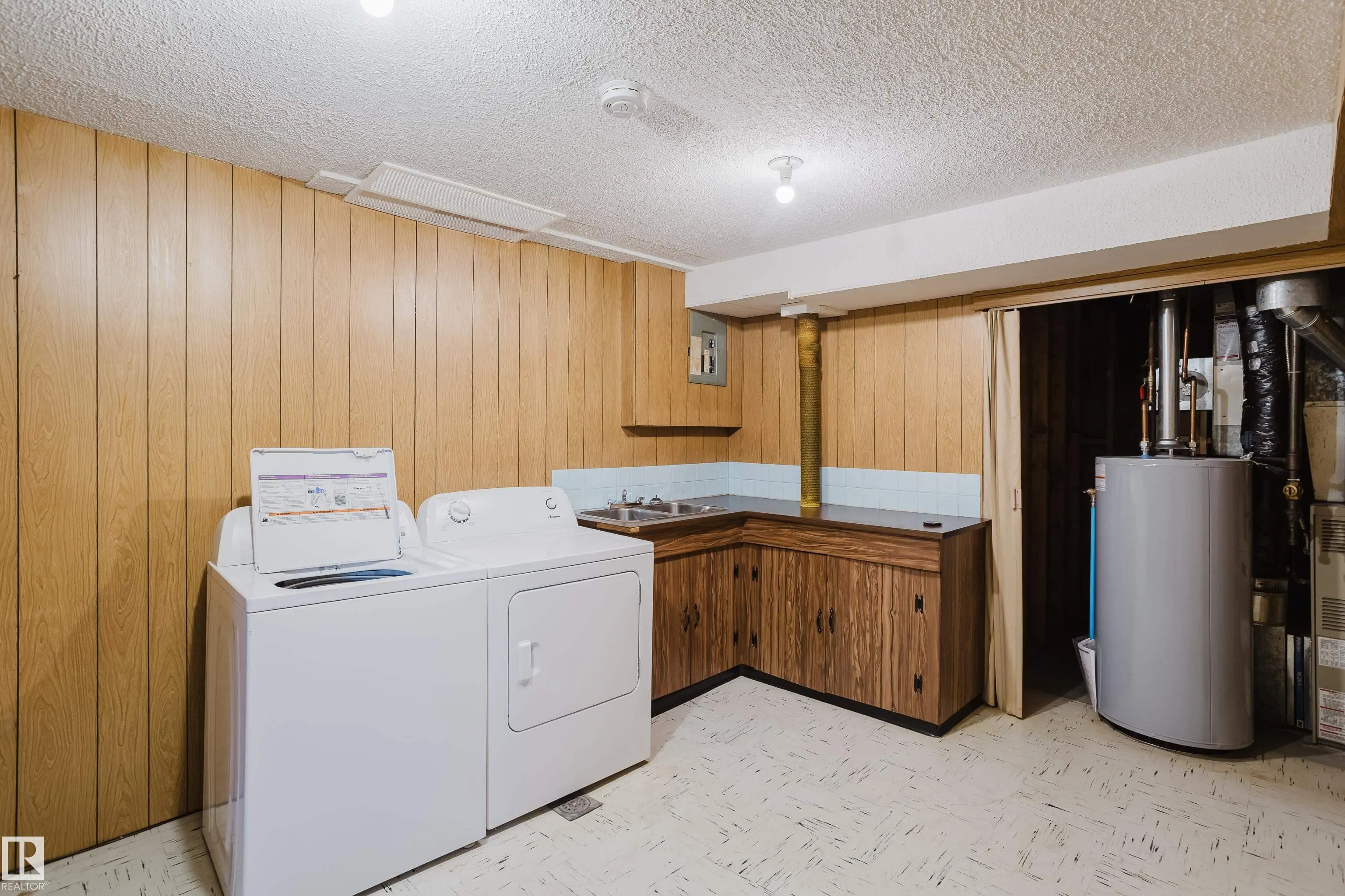 175 BROOKWOOD Drive