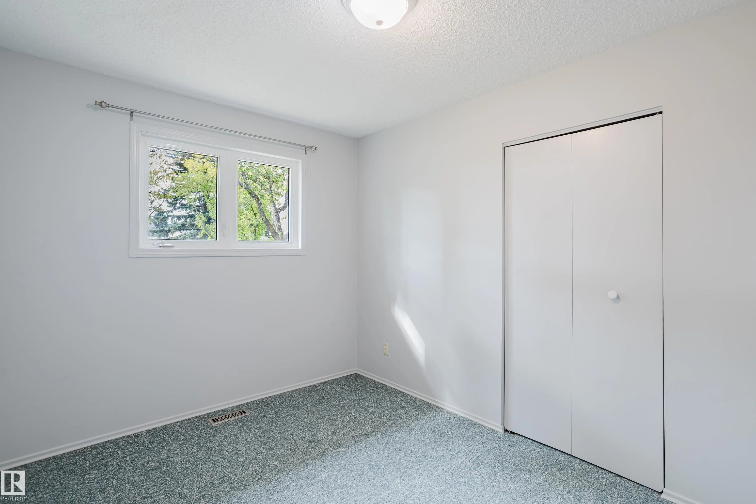 175 BROOKWOOD Drive